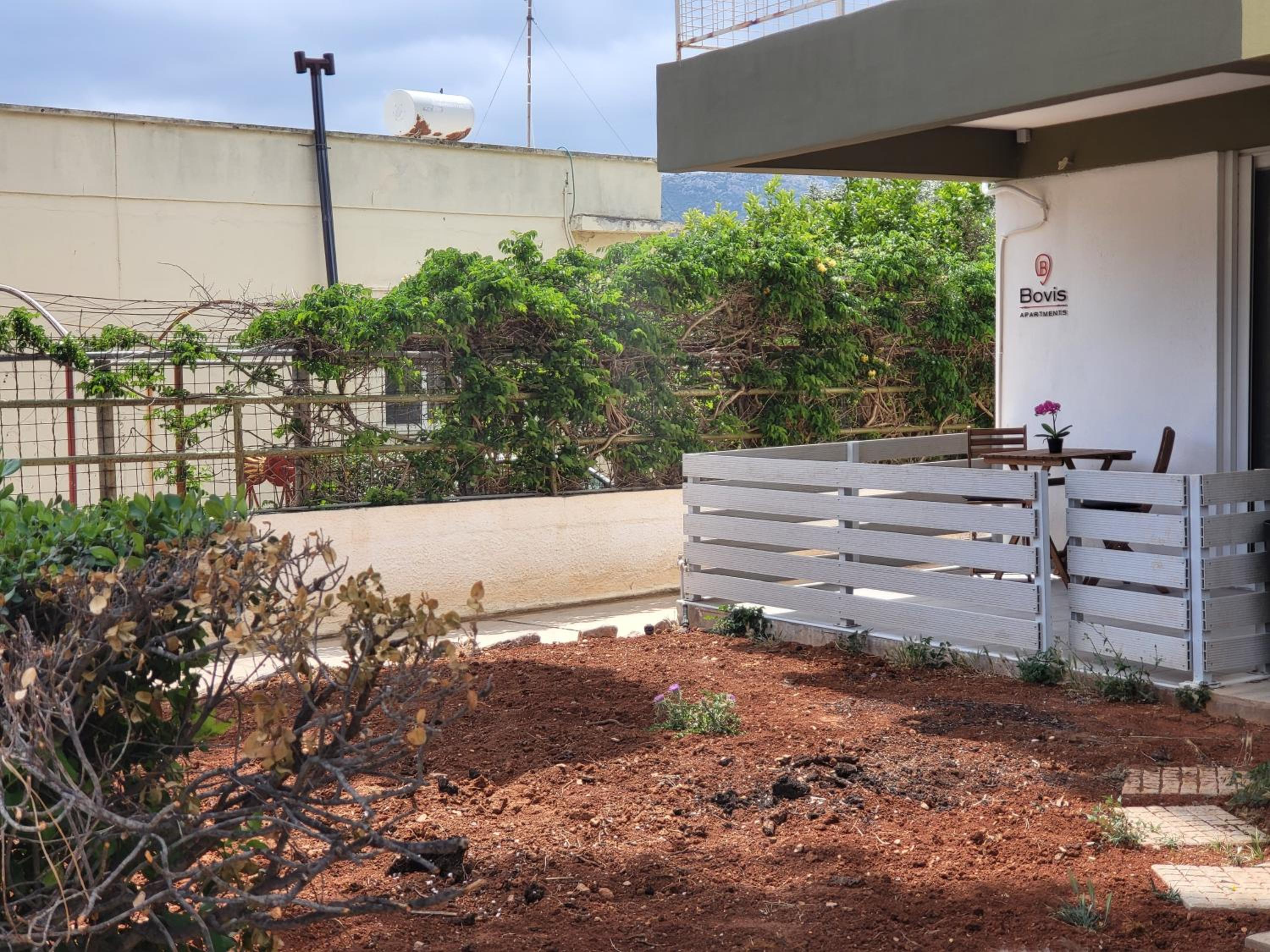 Bovis Apartments #2 — photo 5