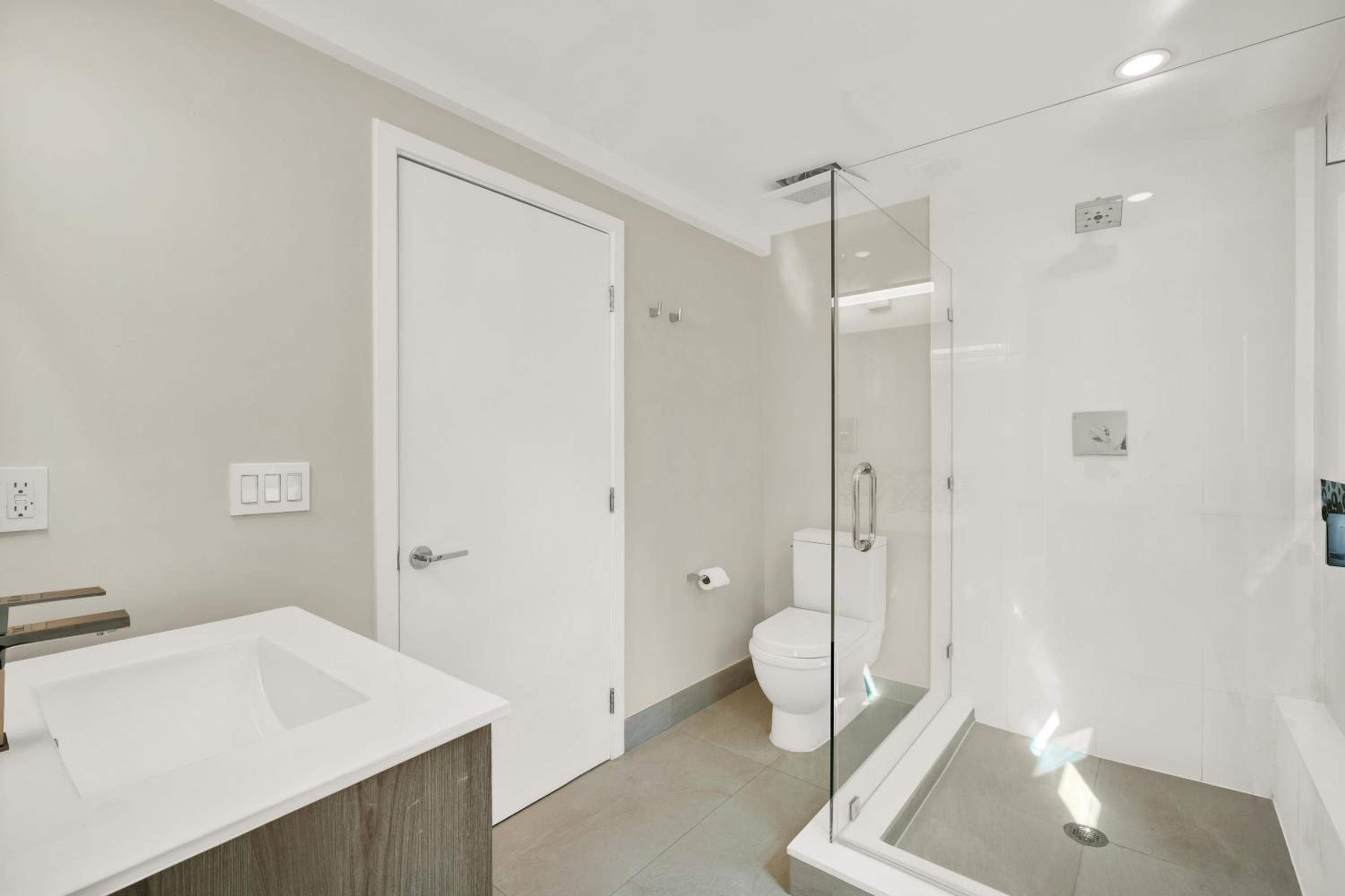 Stunning Home LifeStyle Miami