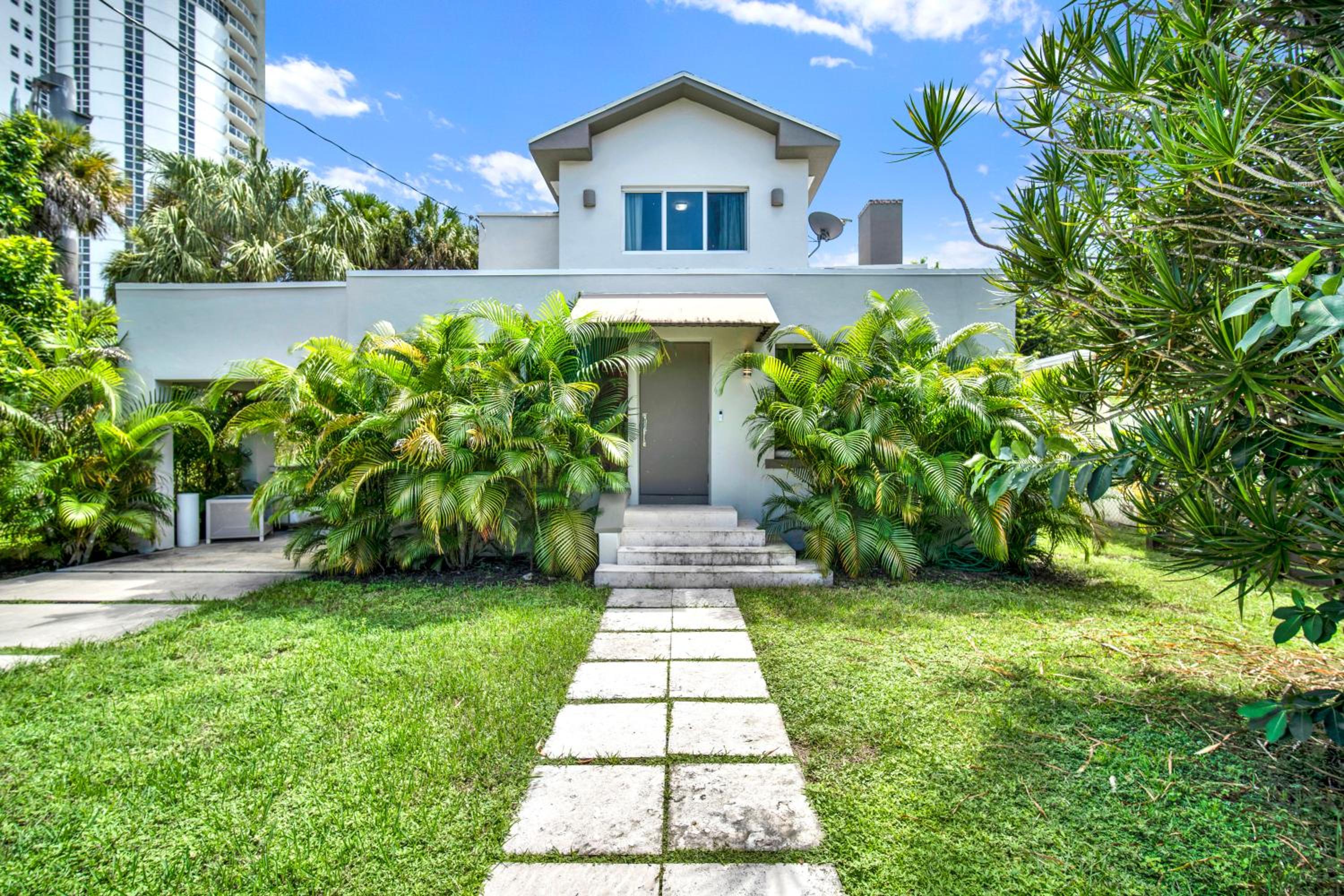 Stunning Home LifeStyle Miami