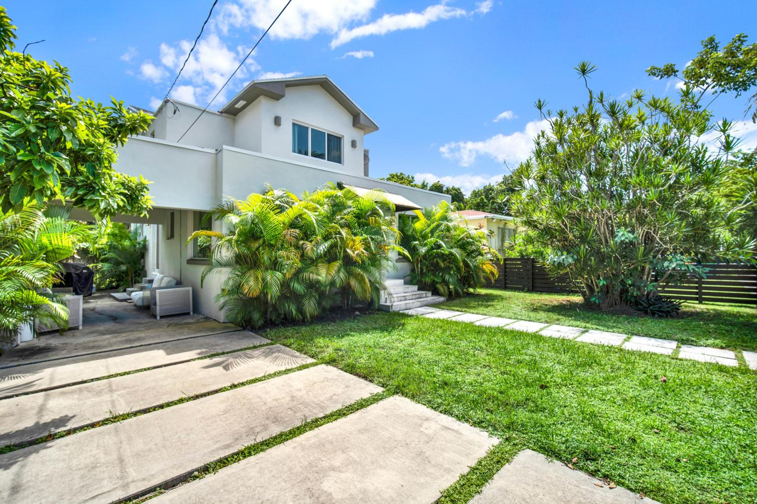 Stunning Home LifeStyle Miami