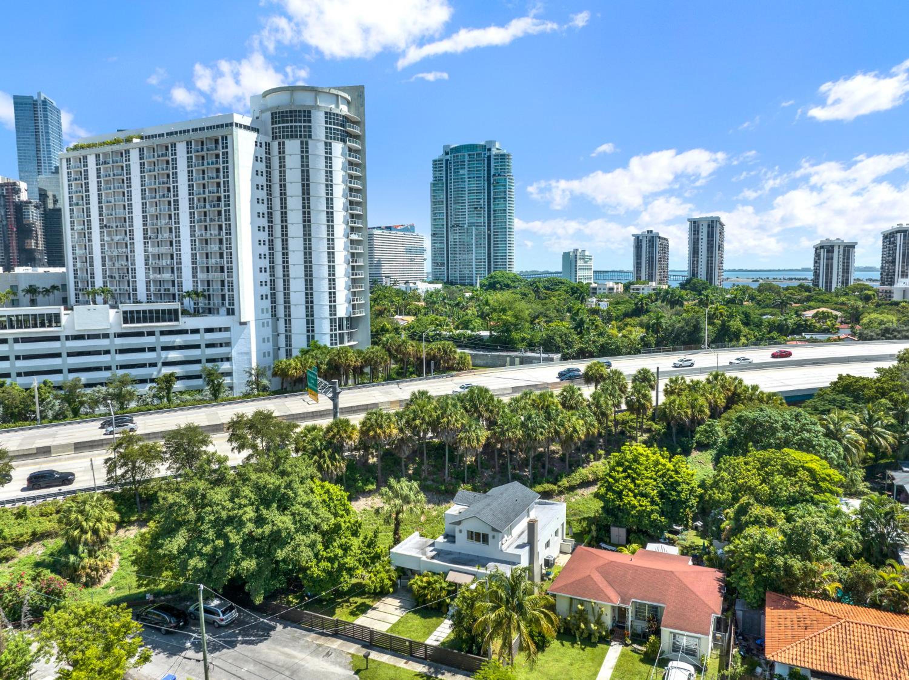Stunning Home LifeStyle Miami