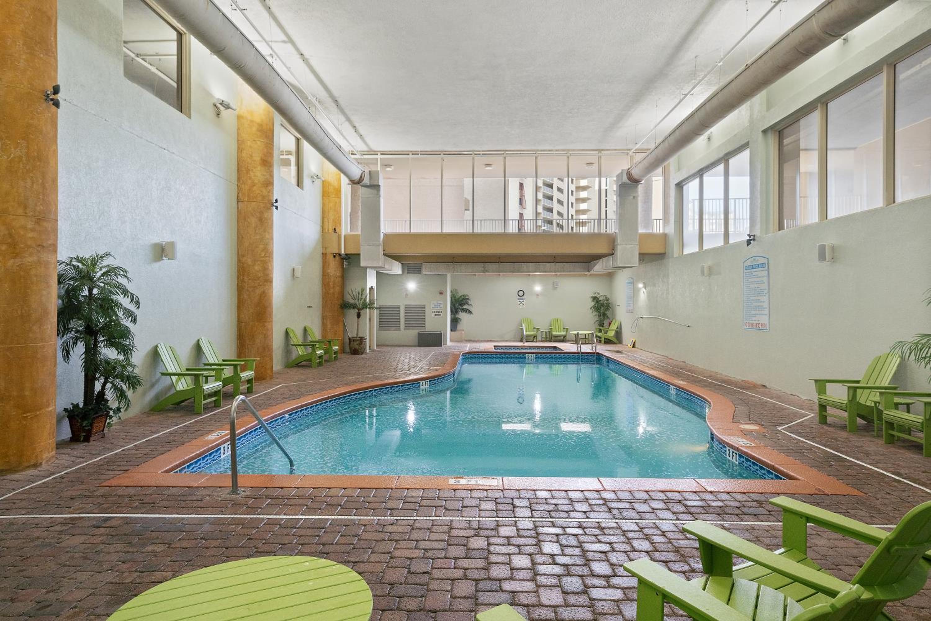 Stylish 1BD Beachfront Condo with Amenities Galore! by Dolce Vita Getaways! view 5