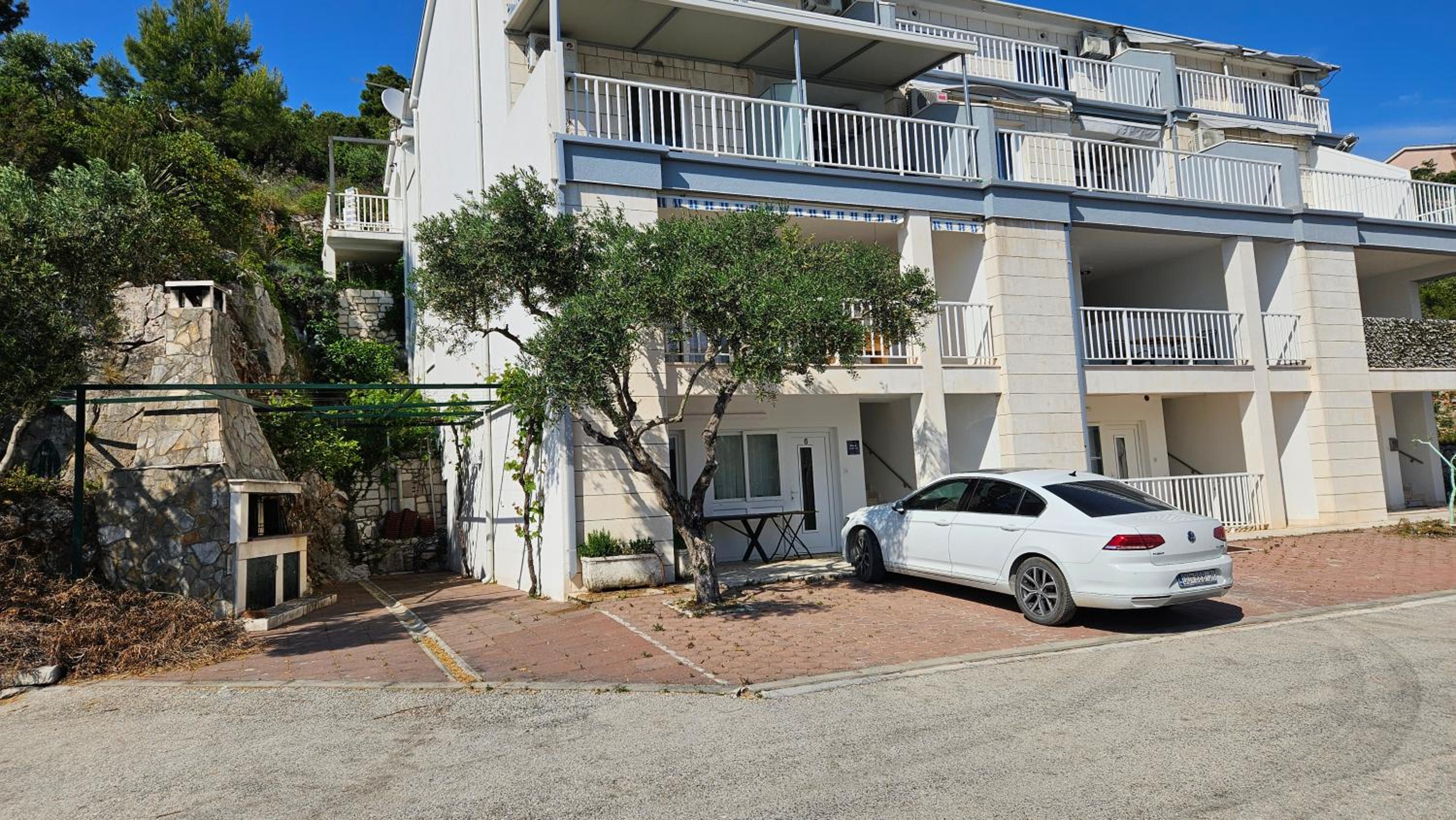 Apartment Dalmatino-Lion view 5
