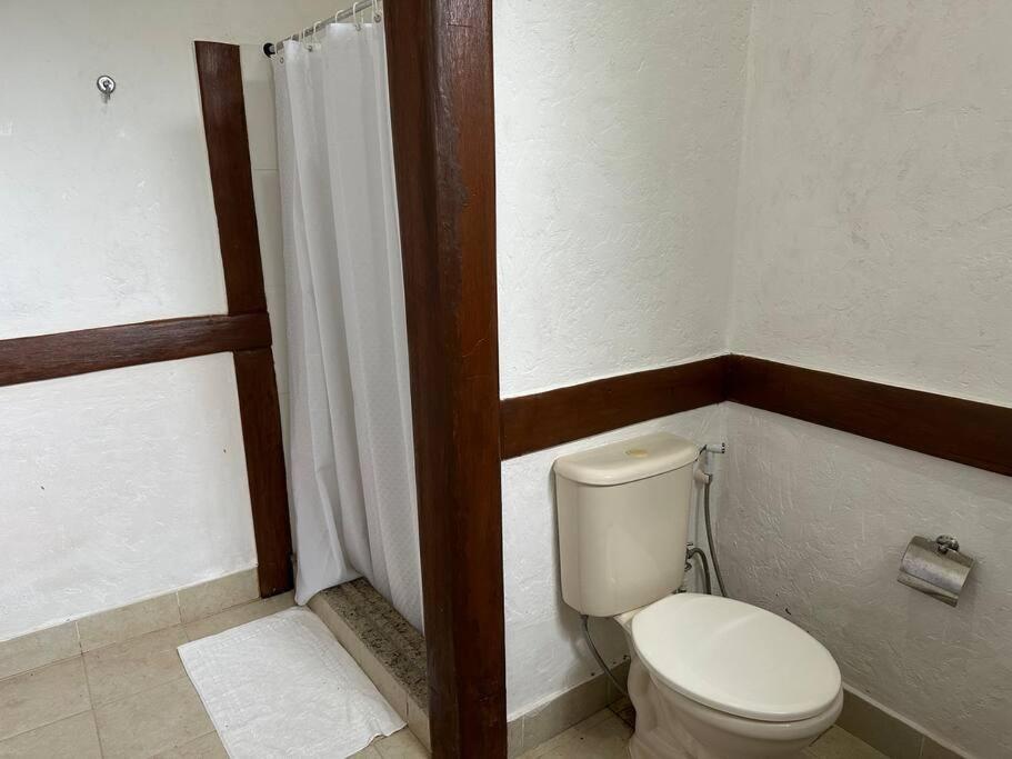 Chalé com 2 quartos na Beira do Lago Pet Friendly