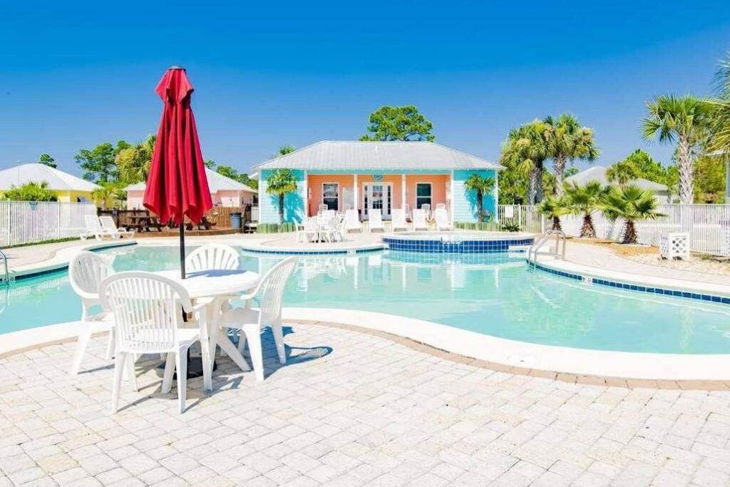 5003 Two Pools One minute to beach, tents chairs come stay at the SEA PEARL view 4