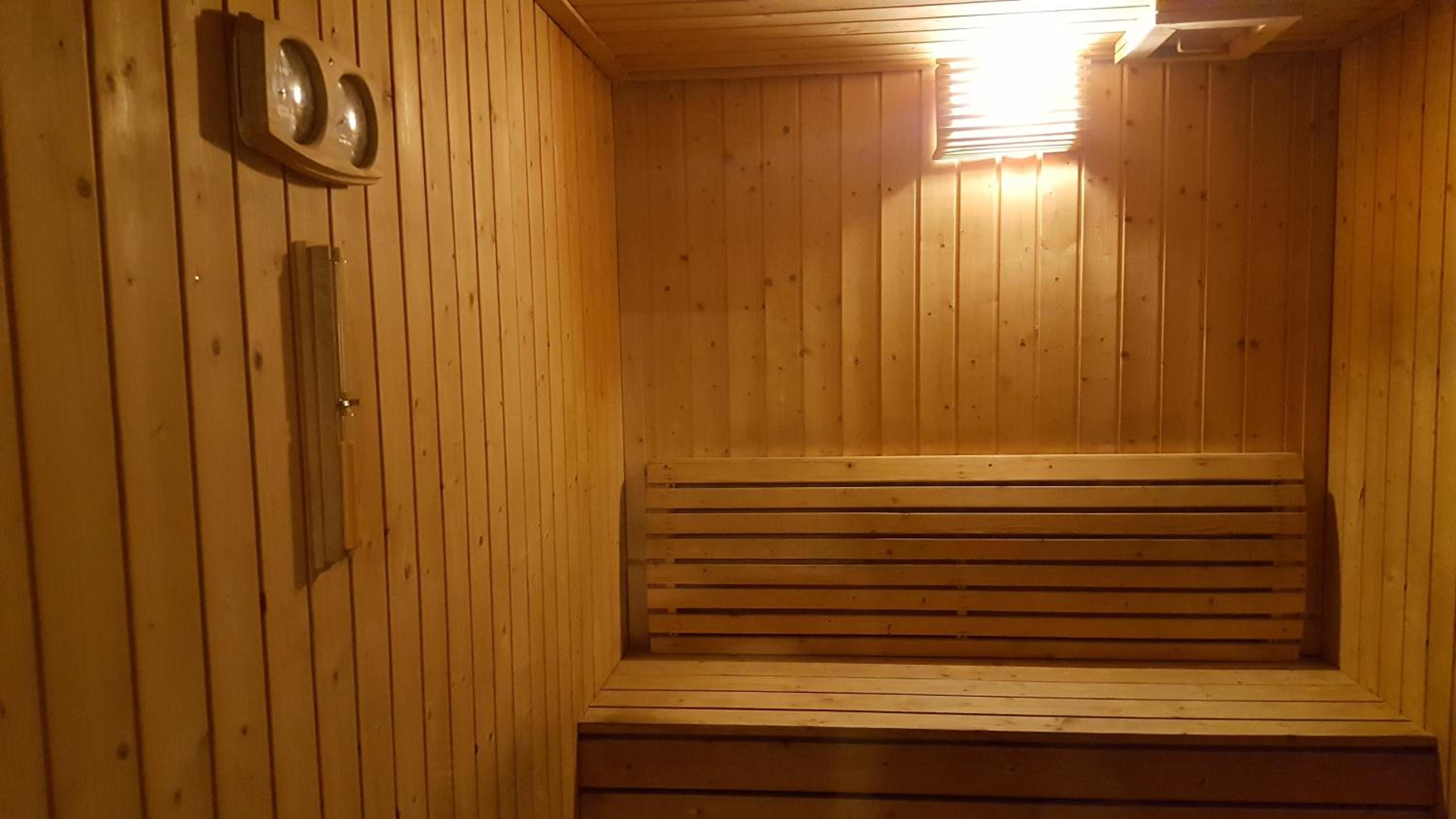 MCity Ampang (Room in shared apartment)