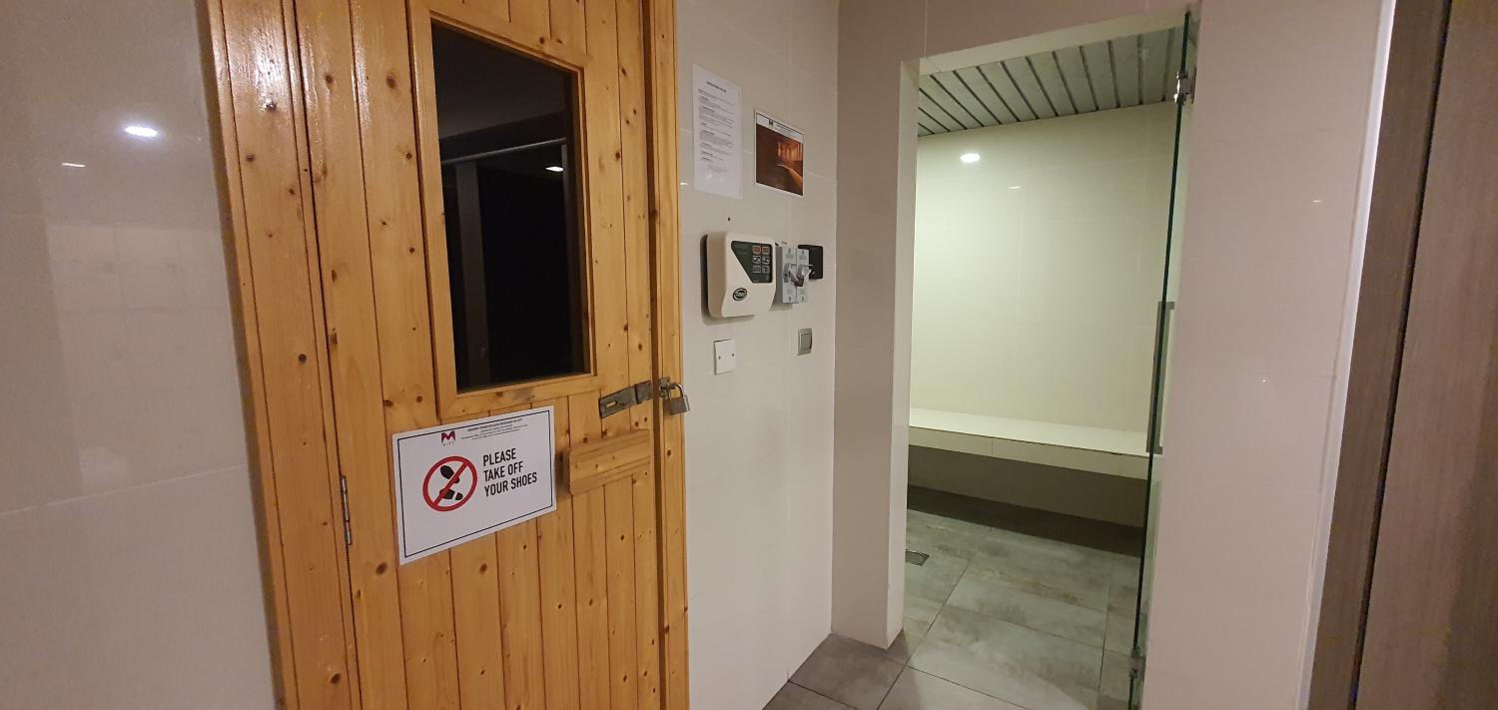 MCity Ampang (Room in shared apartment)