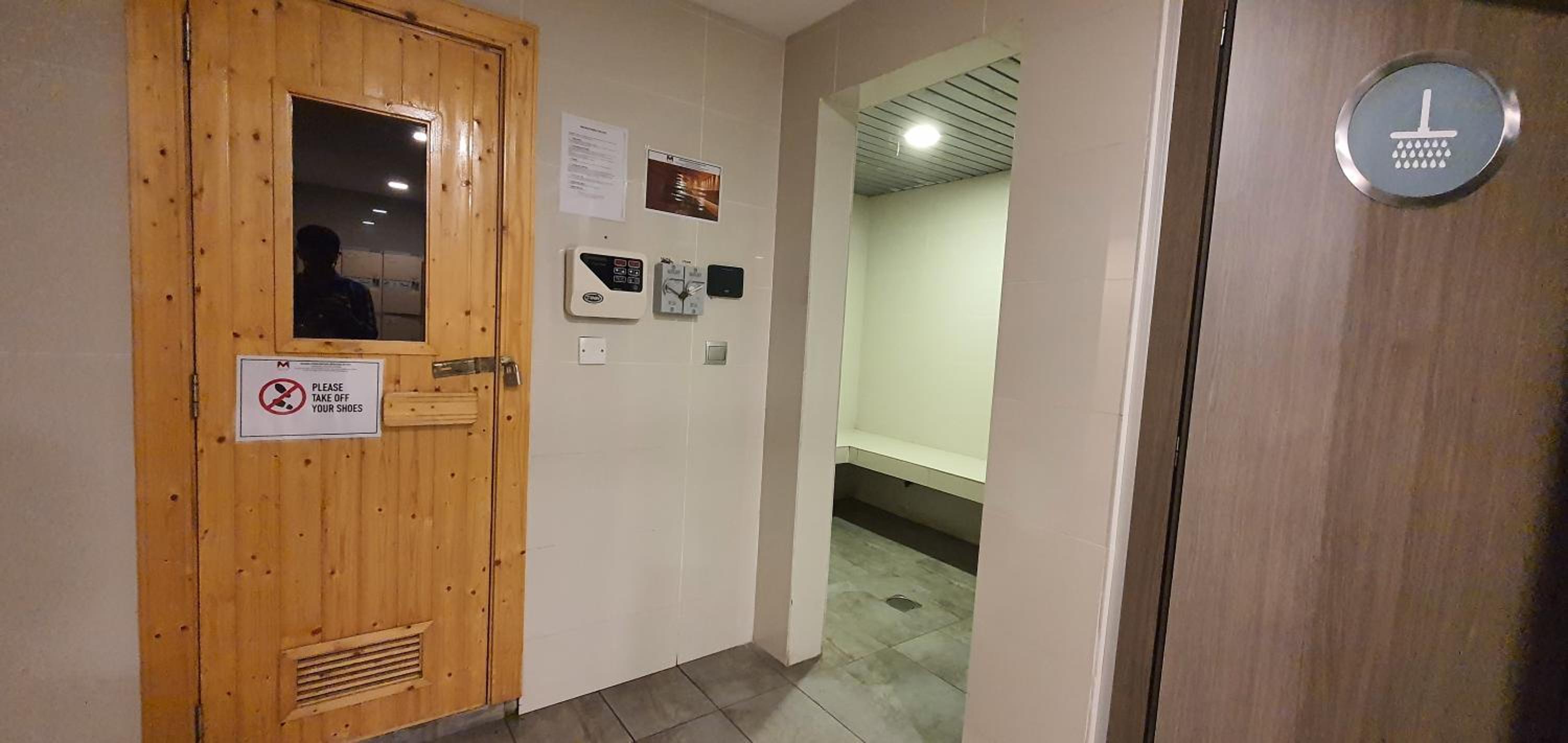 MCity Ampang (Room in shared apartment)