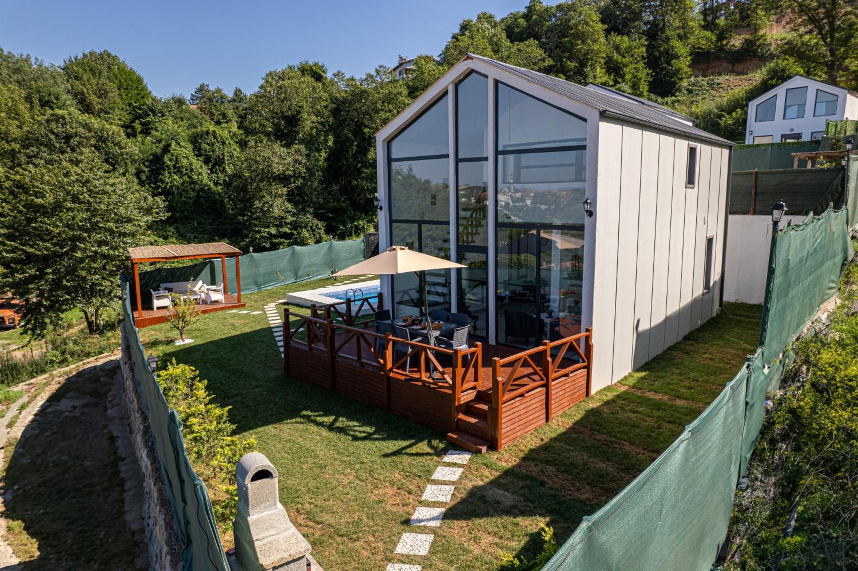 Villa Aramis view 2