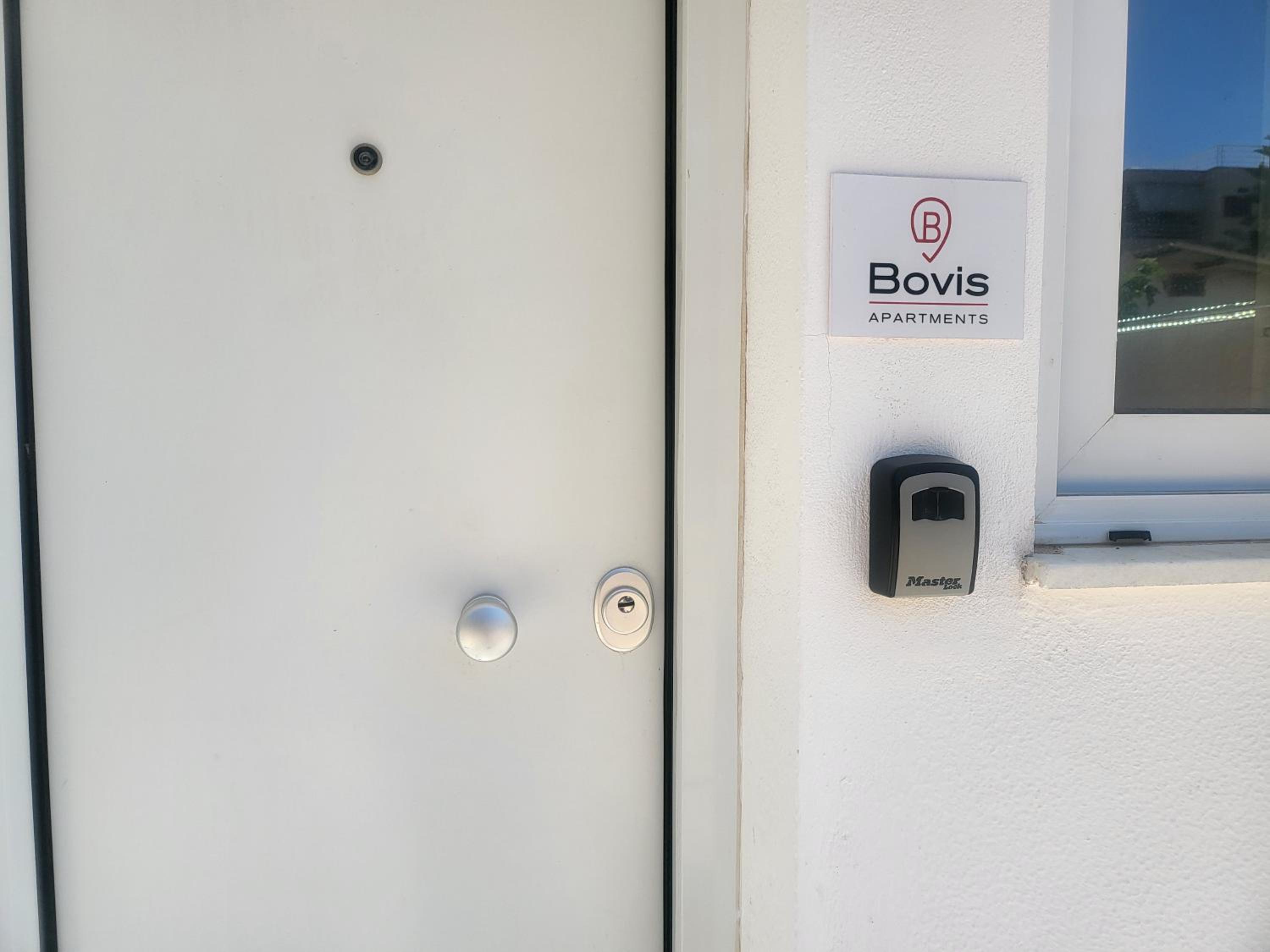 Bovis Apartments #2 — photo 3