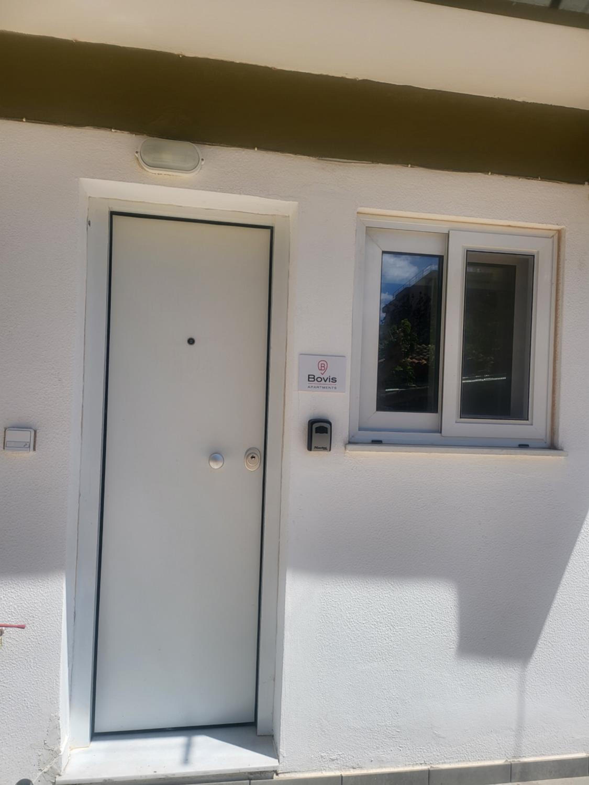 Bovis Apartments #2 — photo 2