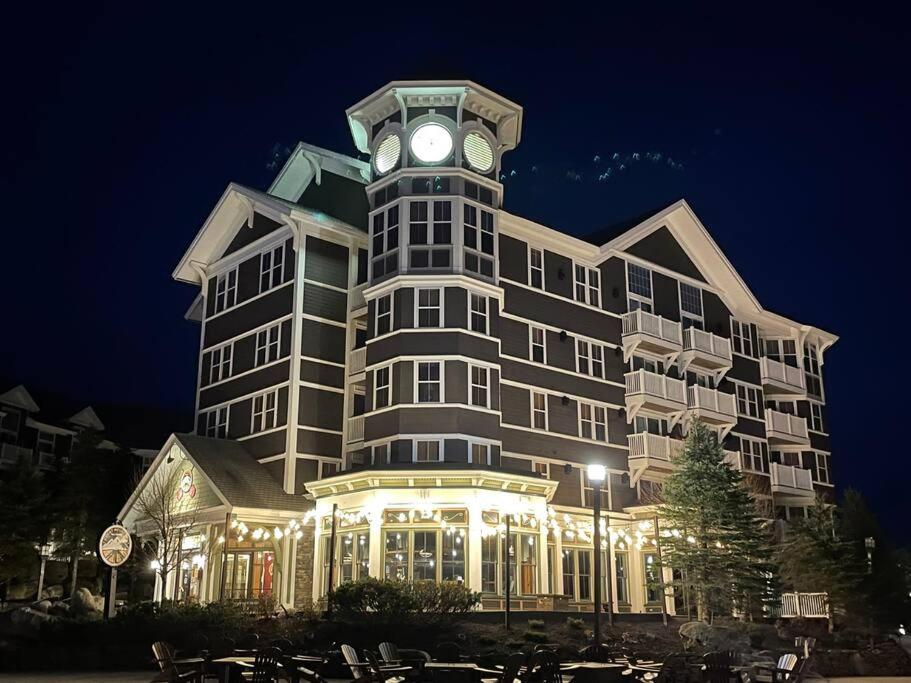 Hotel Close to Everything Ski In and Out - Image 1