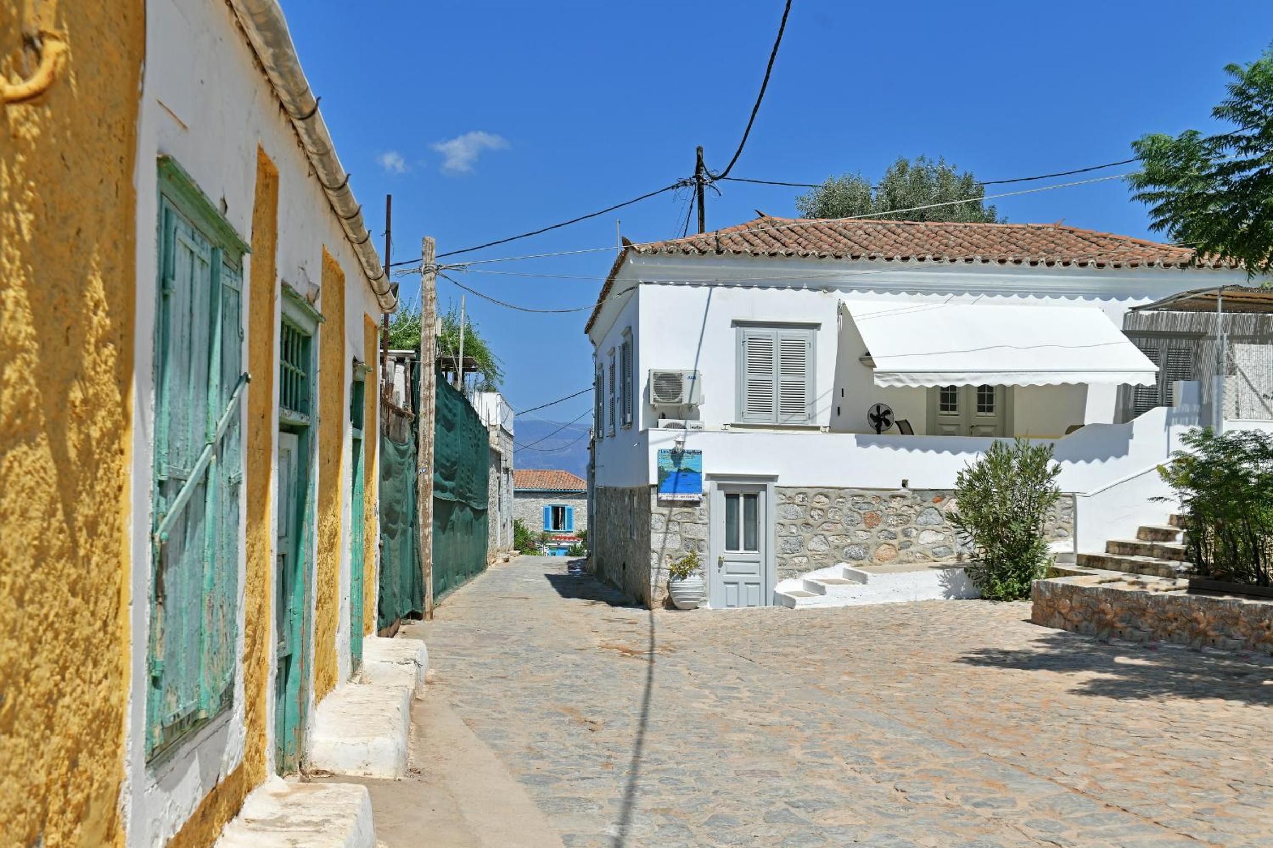 Loukia's Studio photo 3