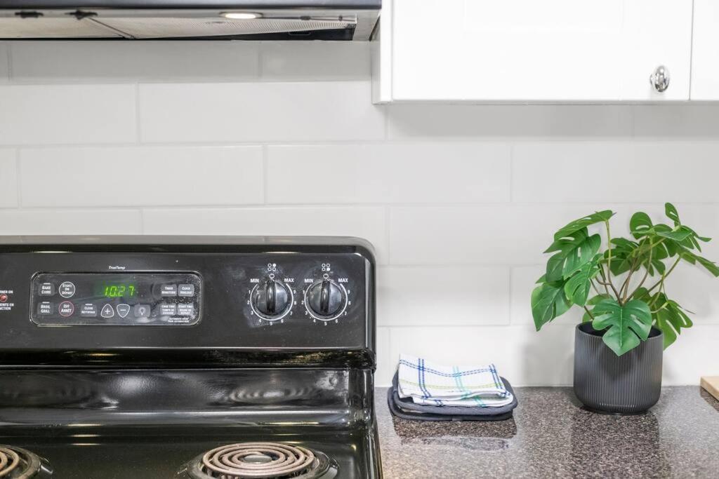 Modern & Unique Studio Unit