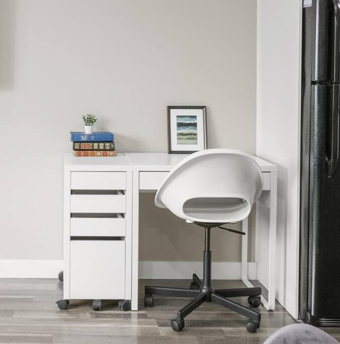 Modern & Unique Studio Unit
