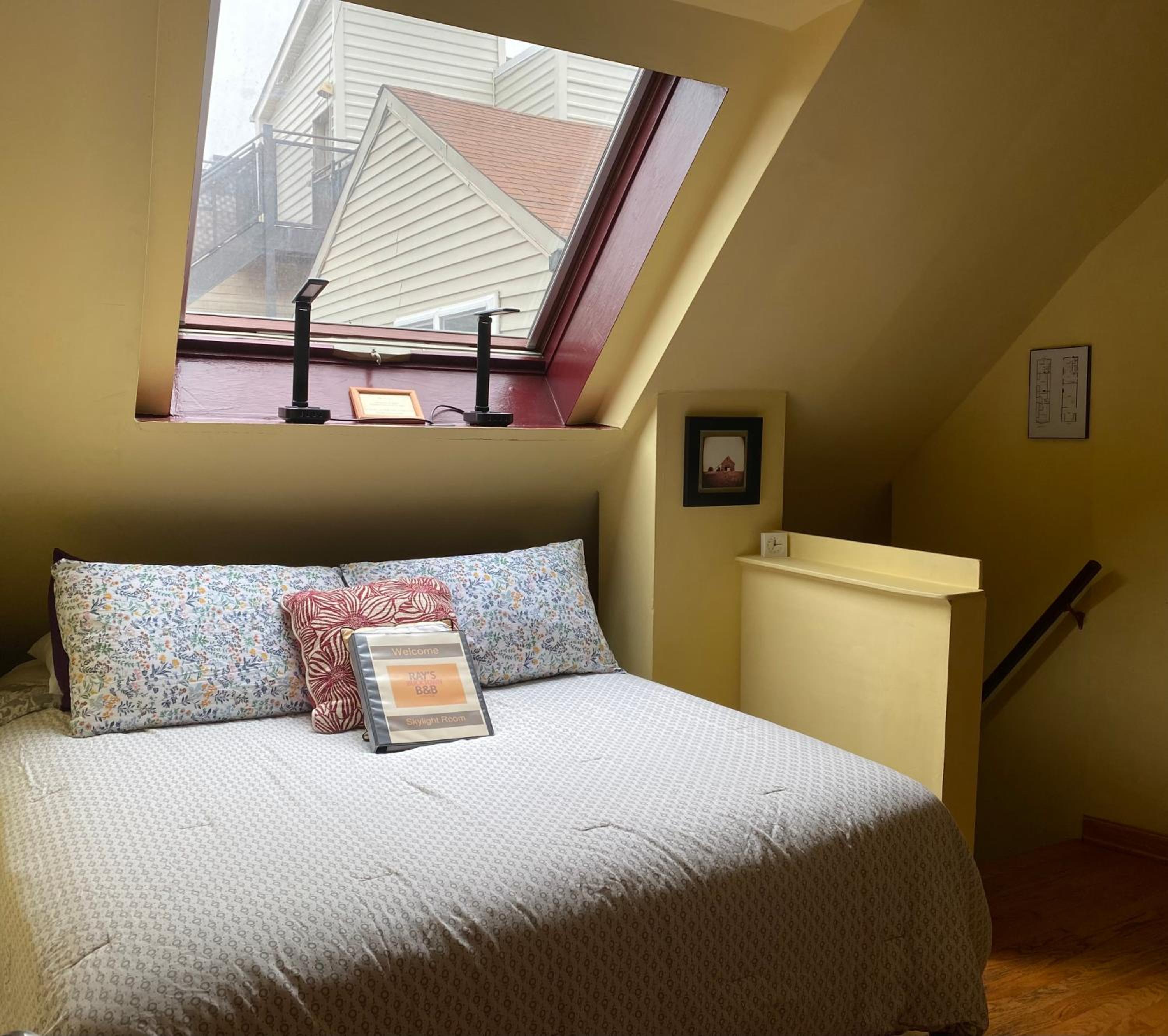 Ray's Bucktown Bed and Breakfast