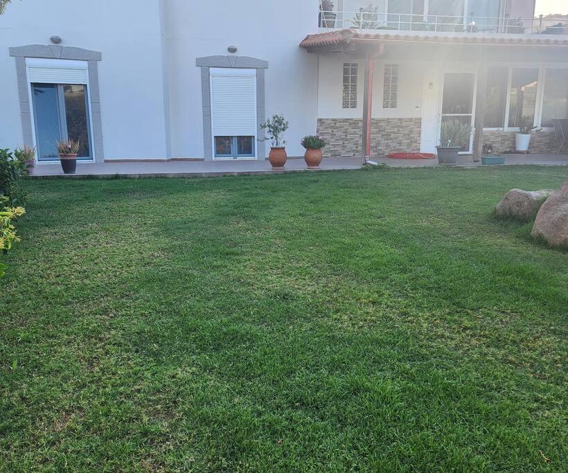 Lux House with Garden view 4