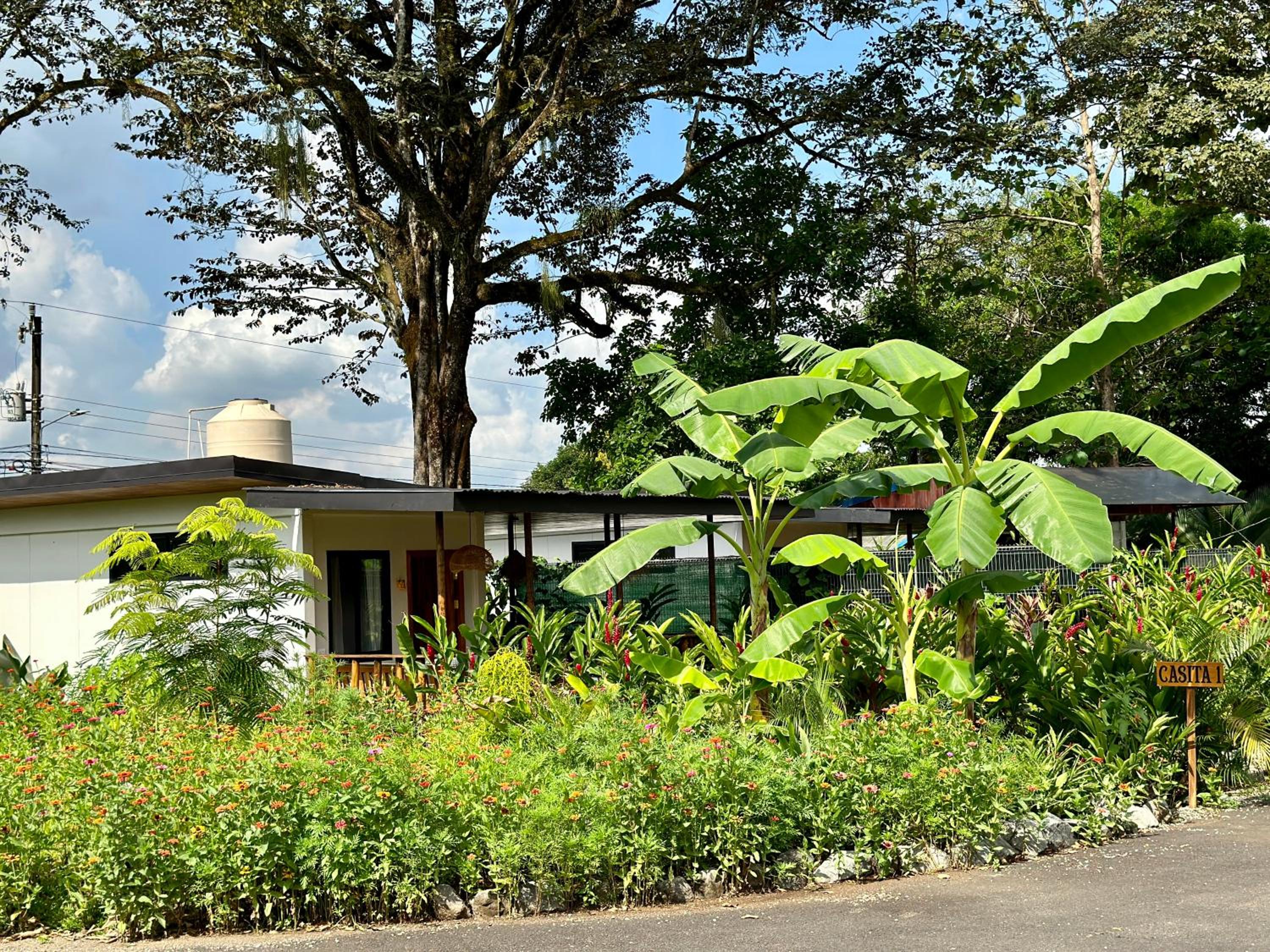 Almendros Eco-Villas