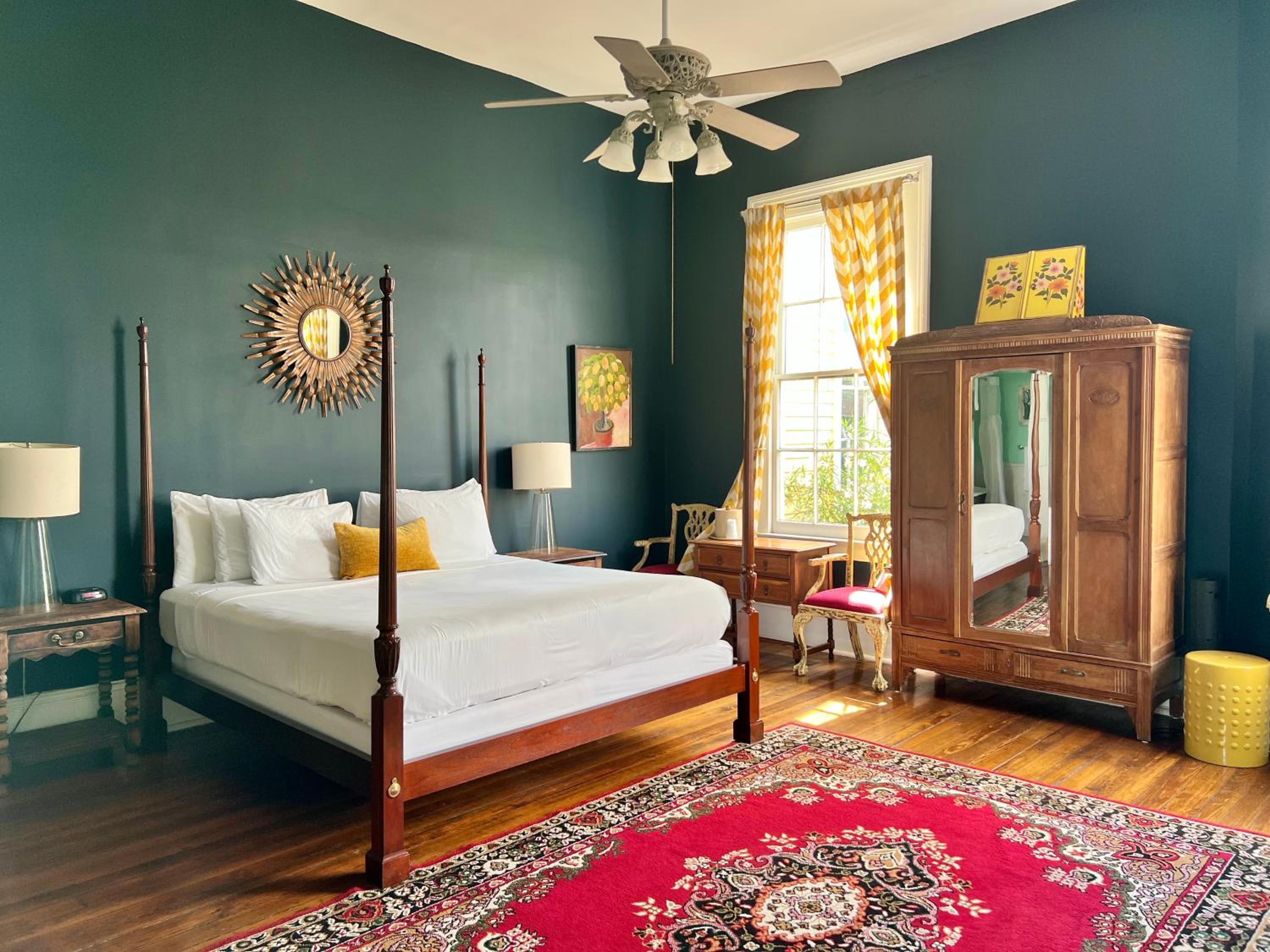 Creole Gardens Guesthouse and Inn view 2