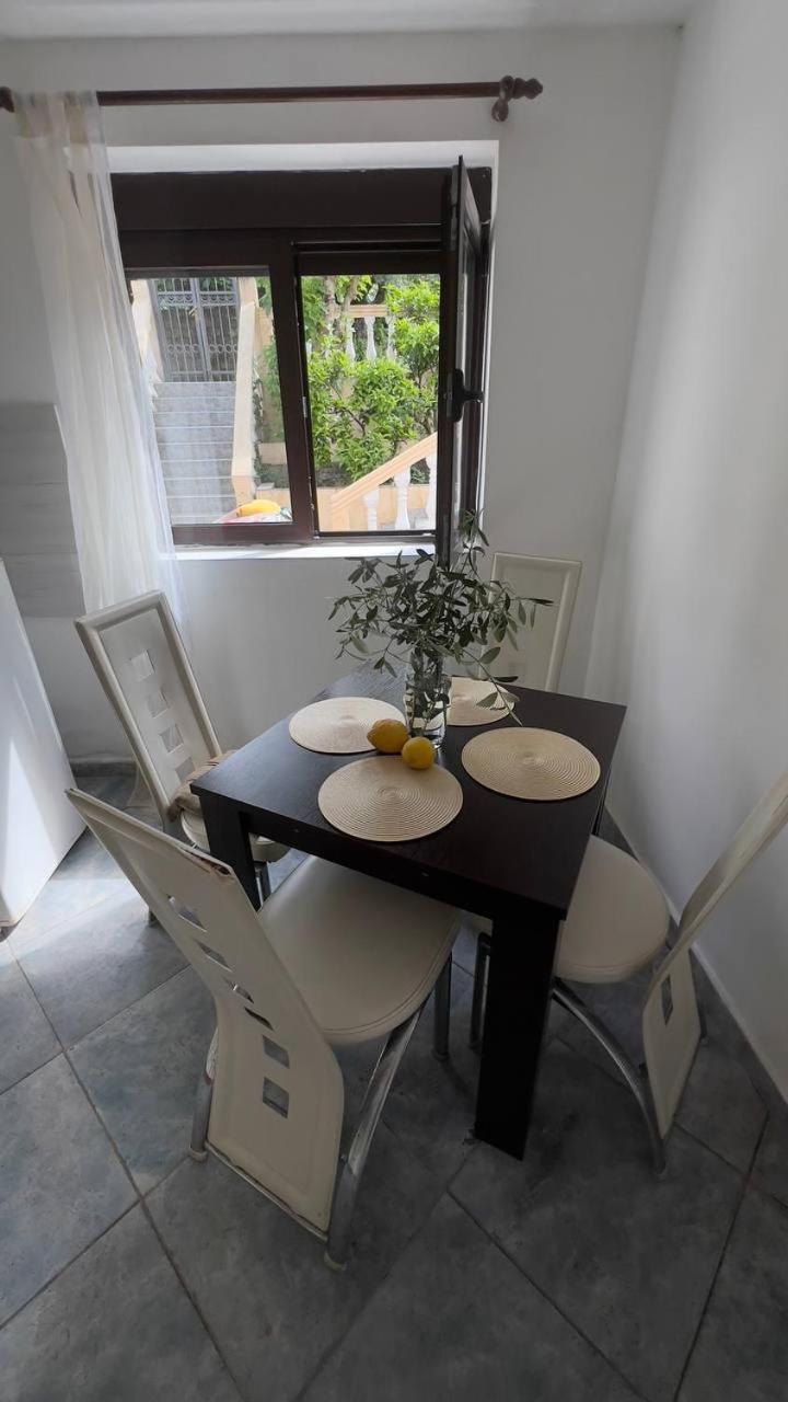 Apartments Arina