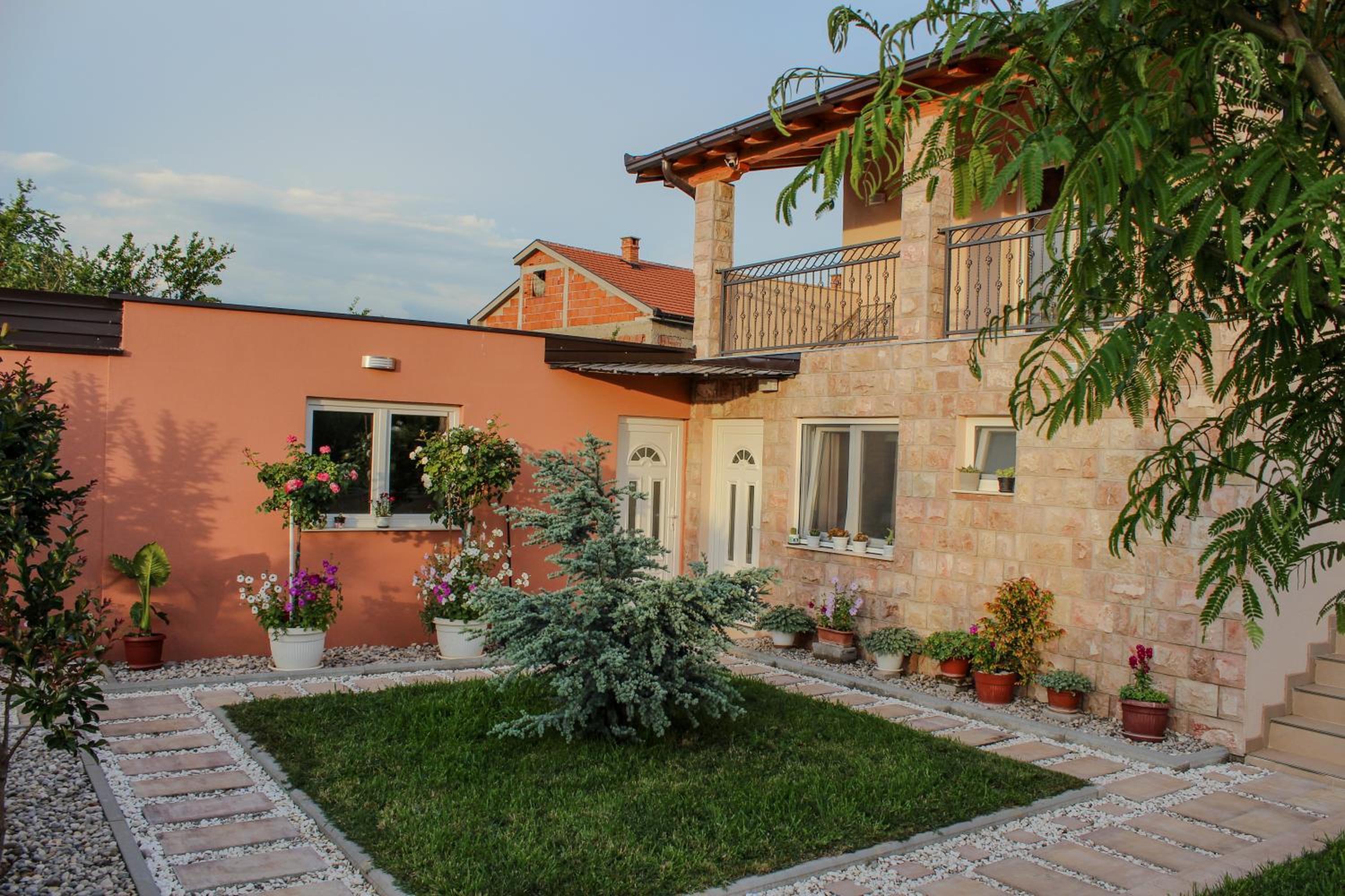 Villa Bali - Aladinici