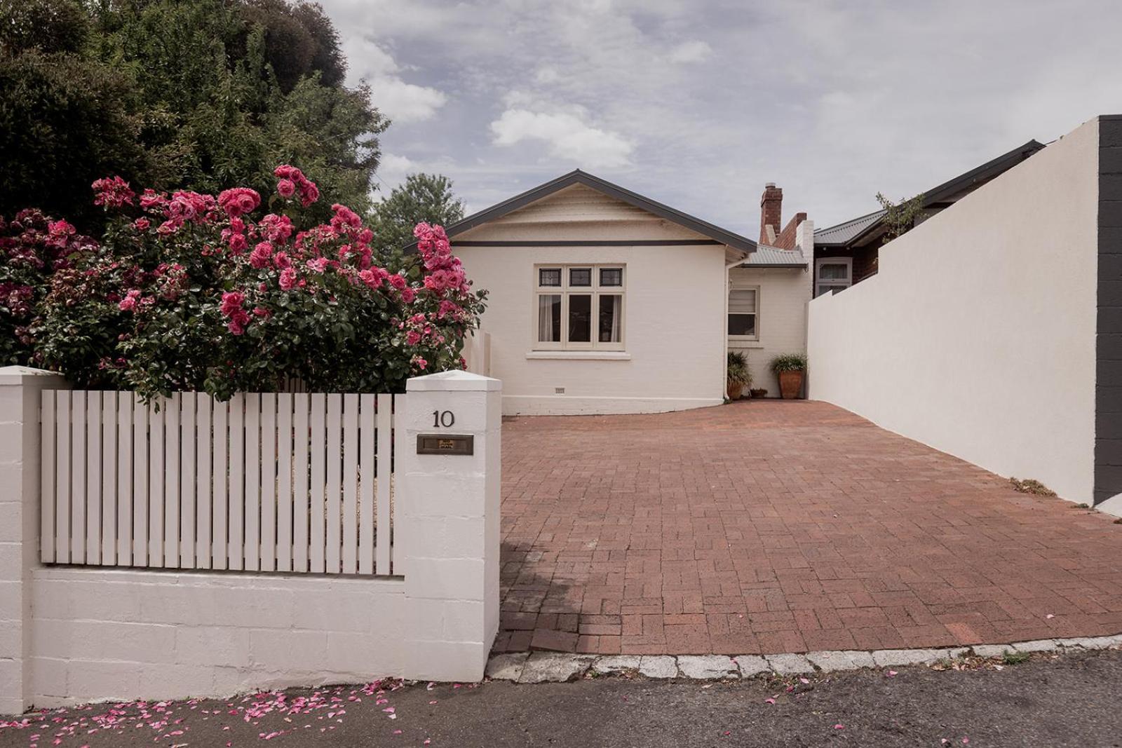 Superb 2 bedroom home only steps from Salamanca