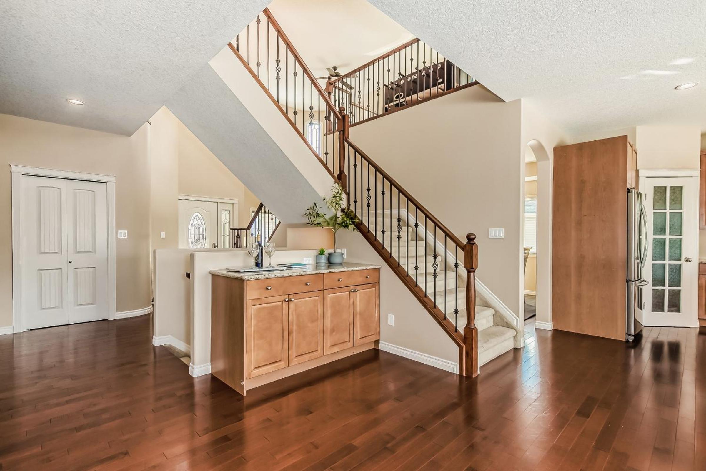 Lewis Estates Golf Course Executive Home By Henday, Whitemud, Step To Shops!