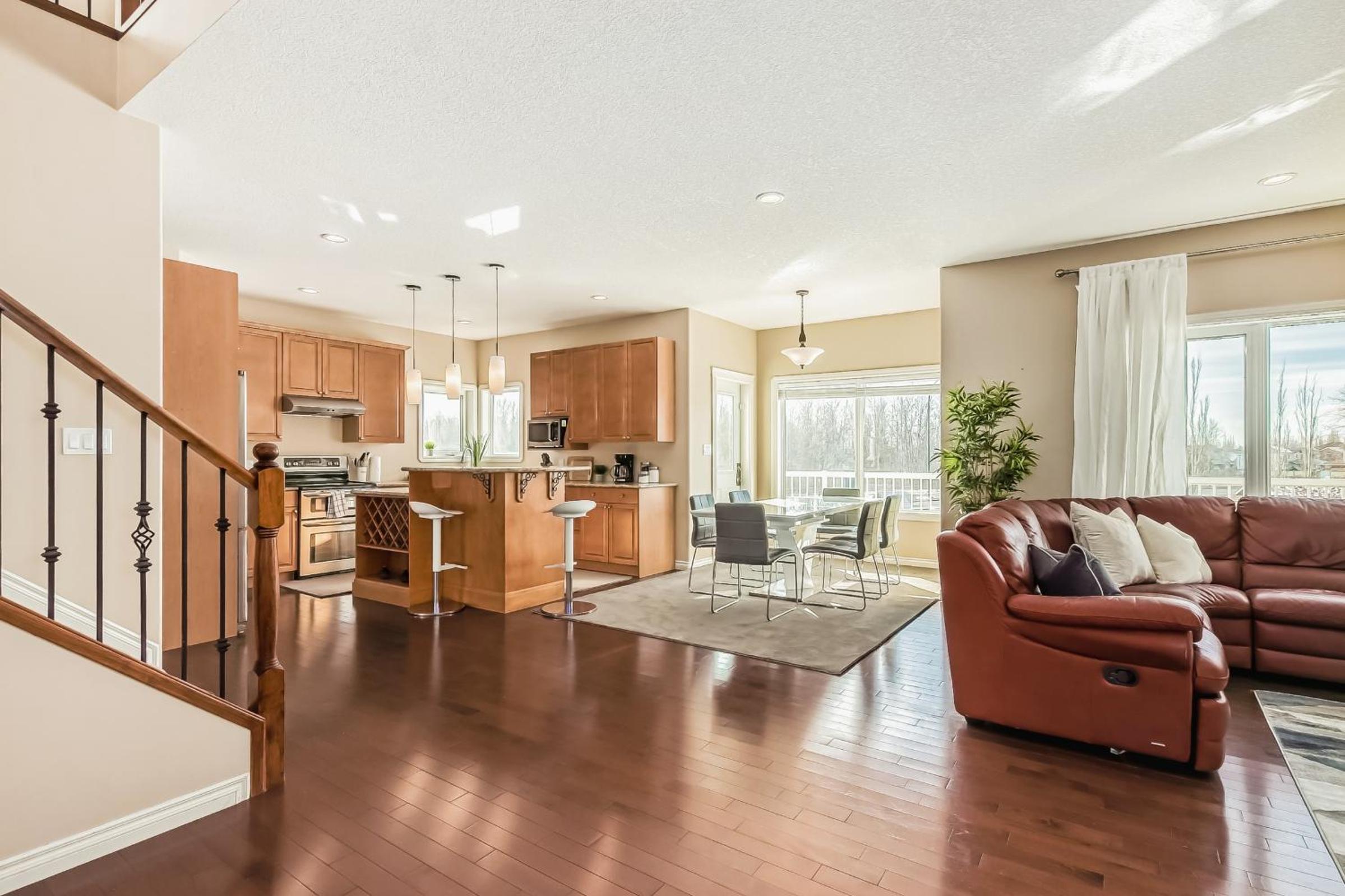 Lewis Estates Golf Course Executive Home By Henday, Whitemud, Step To Shops!