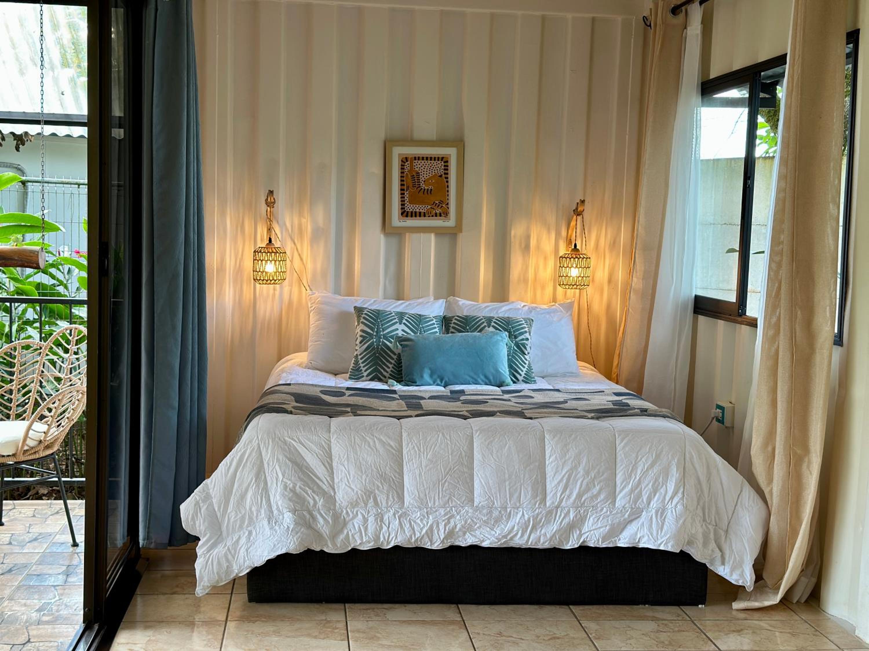Almendros Eco-Villas
