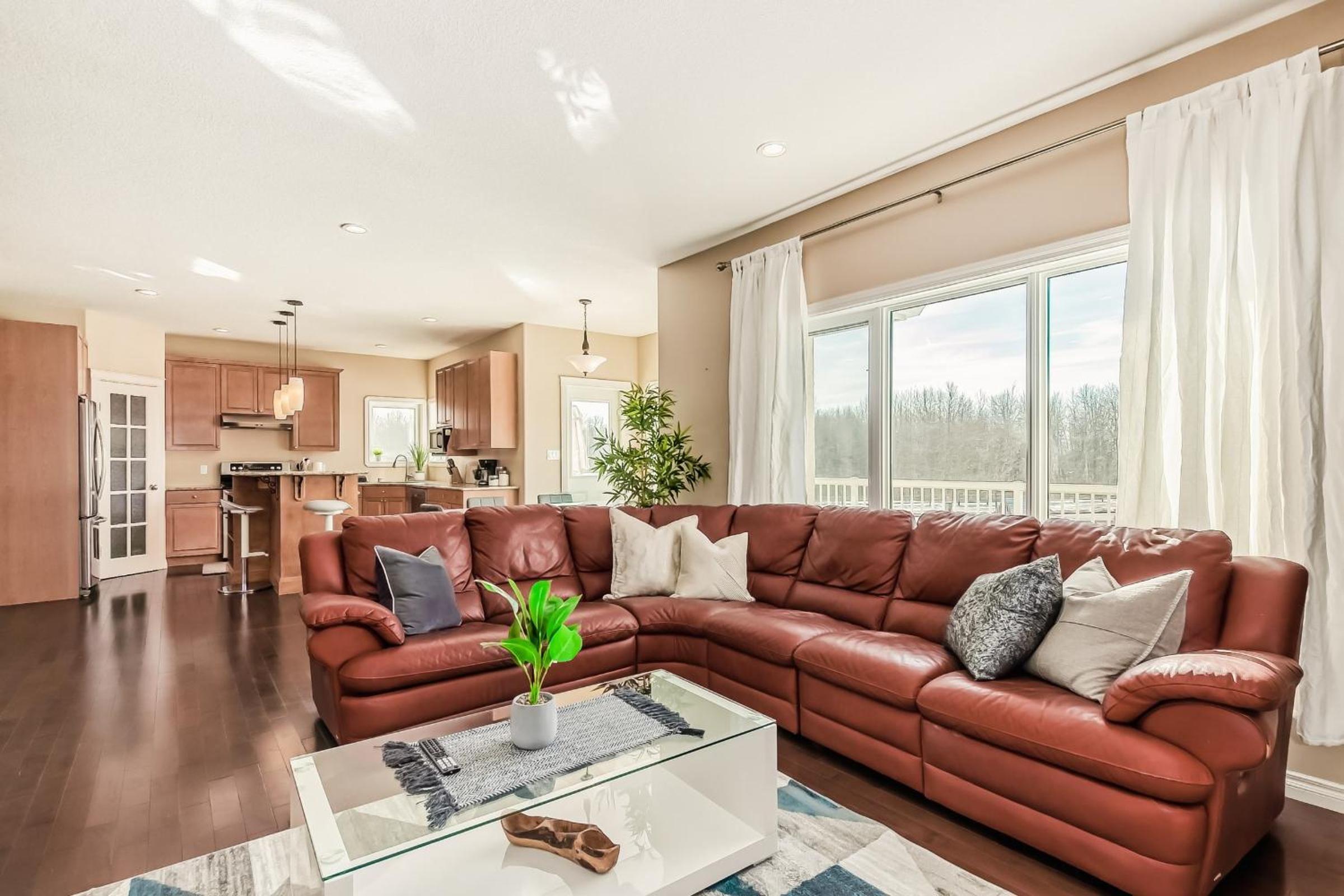 Lewis Estates Golf Course Executive Home By Henday, Whitemud, Step To Shops!