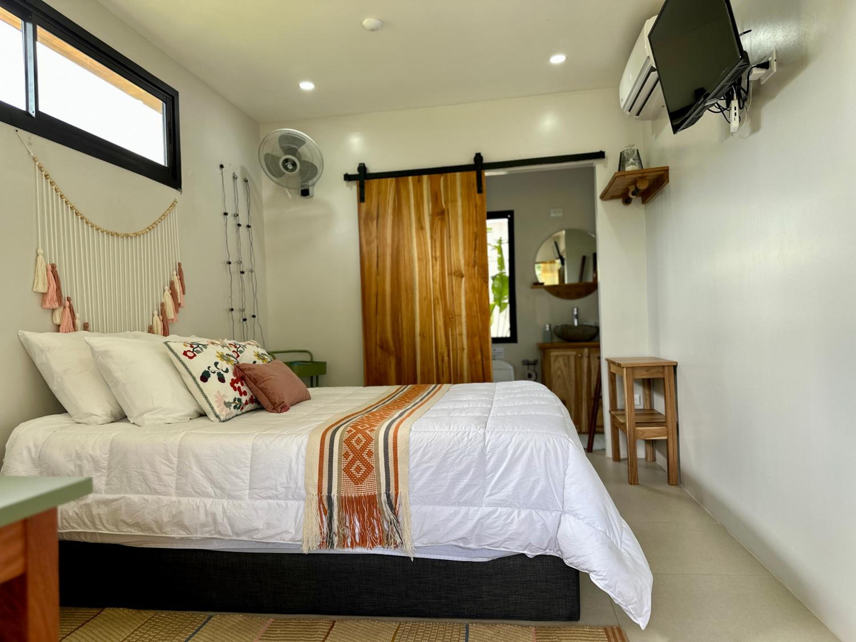 Almendros Eco-Villas