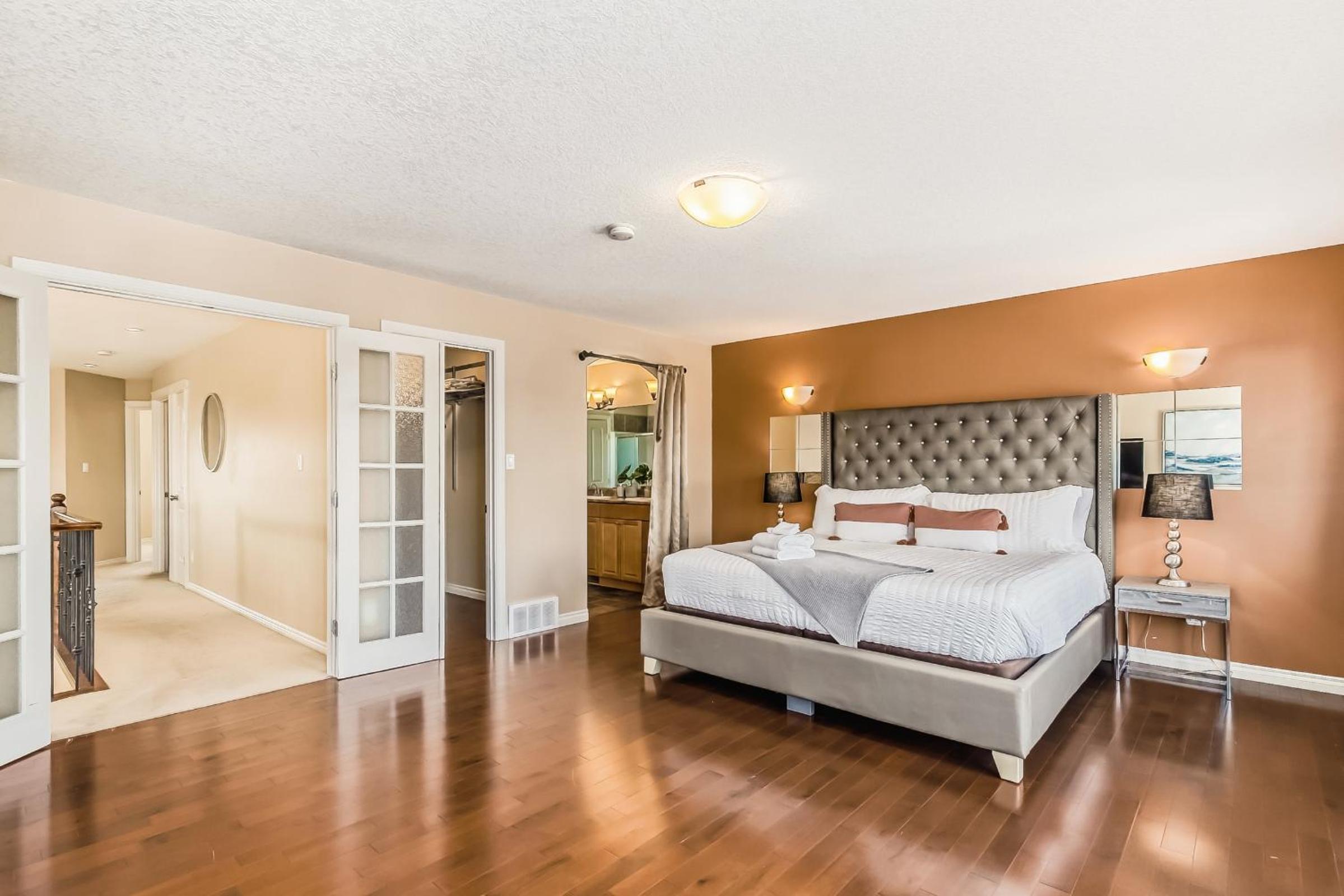 Lewis Estates Golf Course Executive Home By Henday, Whitemud, Step To Shops!