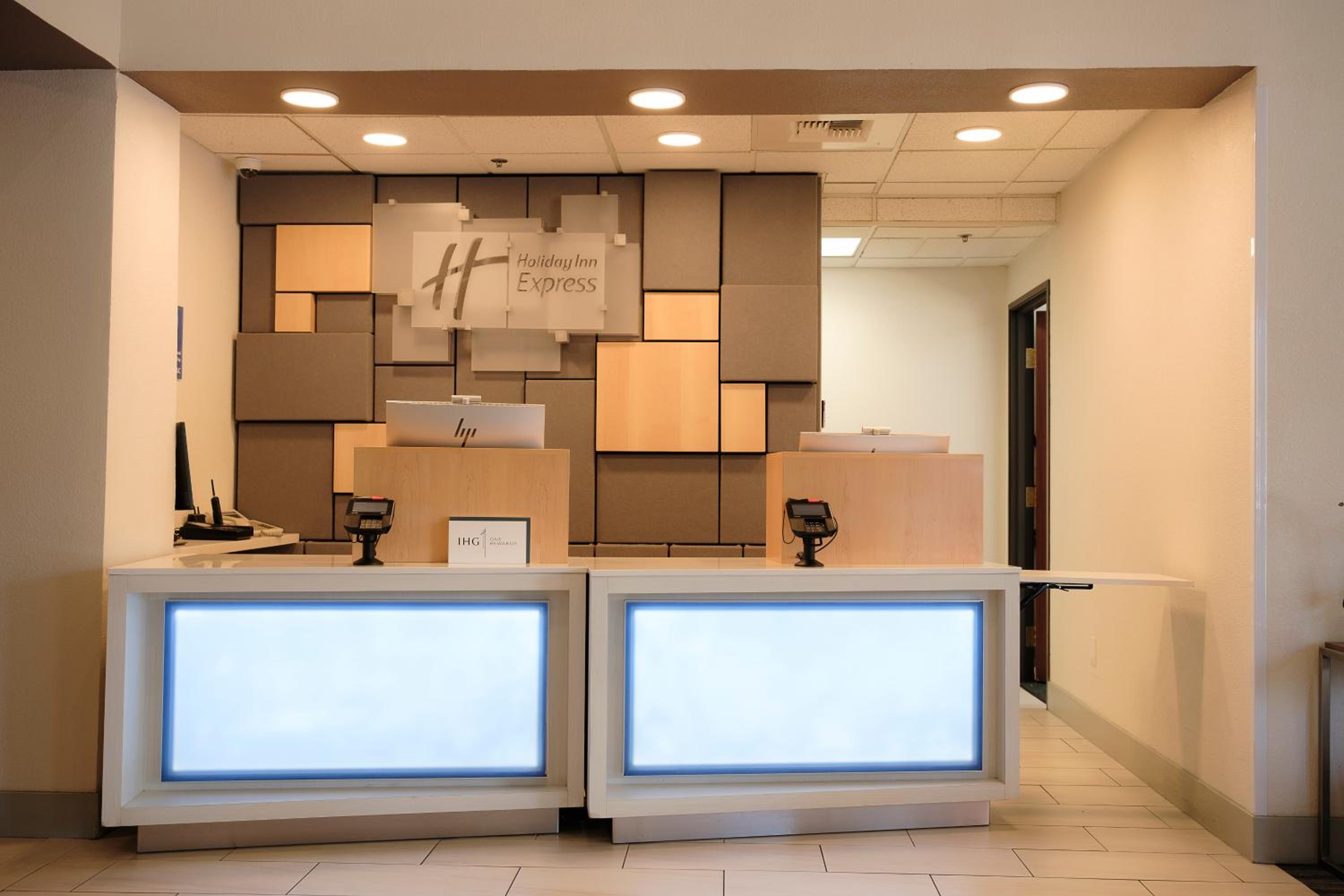Holiday Inn Express Davis-University Area, an IHG Hotel - Property Image 14