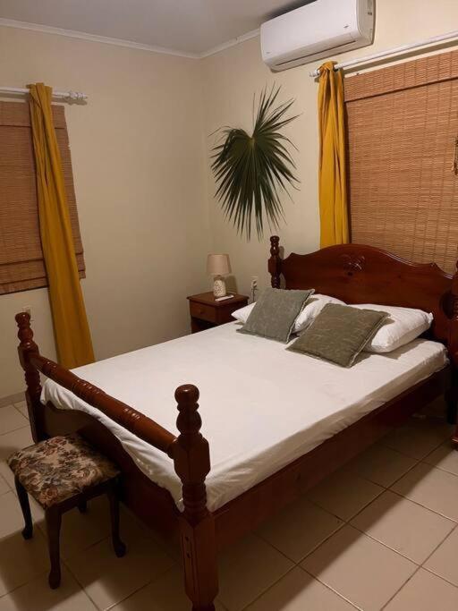 PURU AT JANTHIEL 8A - with pool, outdoor lounge and close to the beach