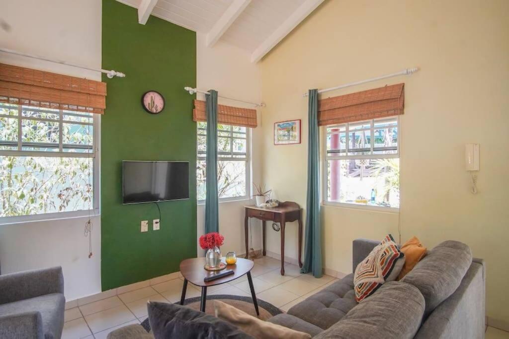 PURU AT JANTHIEL 8A - with pool, outdoor lounge and close to the beach