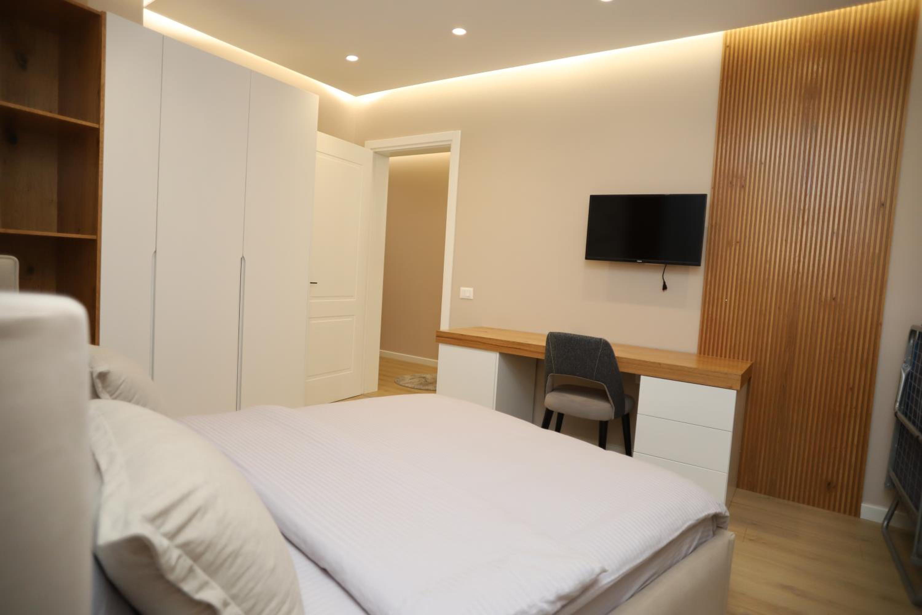 J&D Rooms Korce