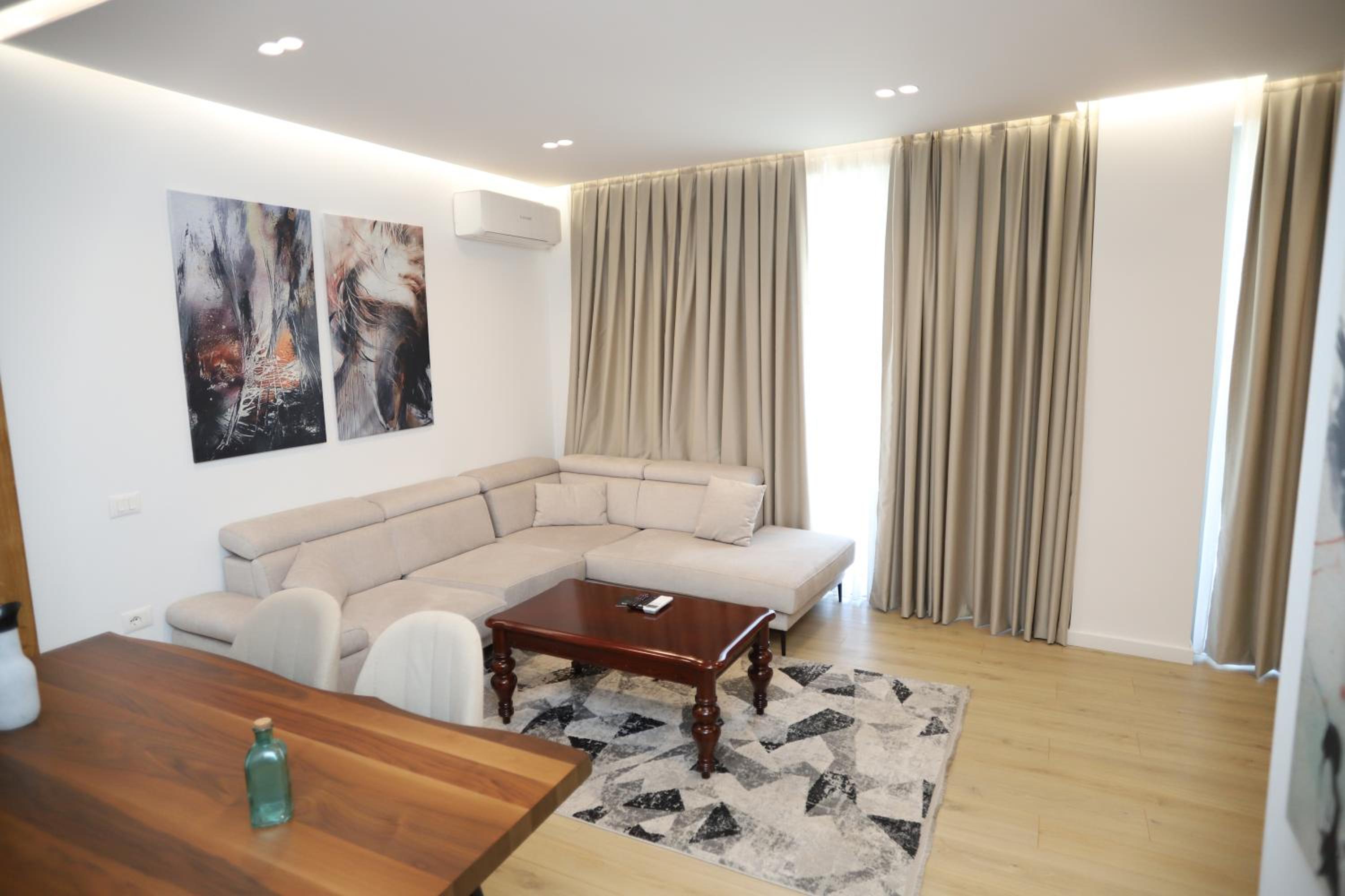J&D Rooms Korce