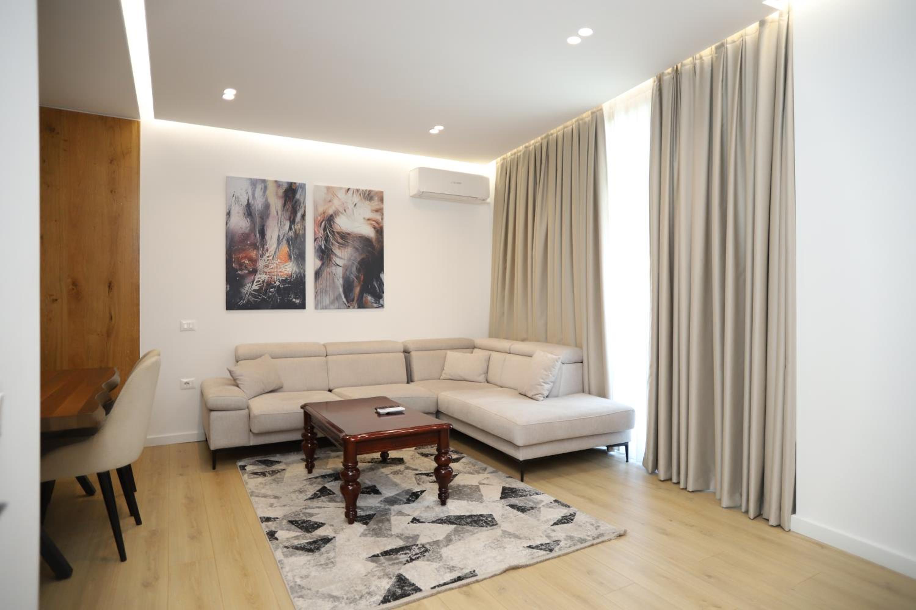 J&D Rooms Korce
