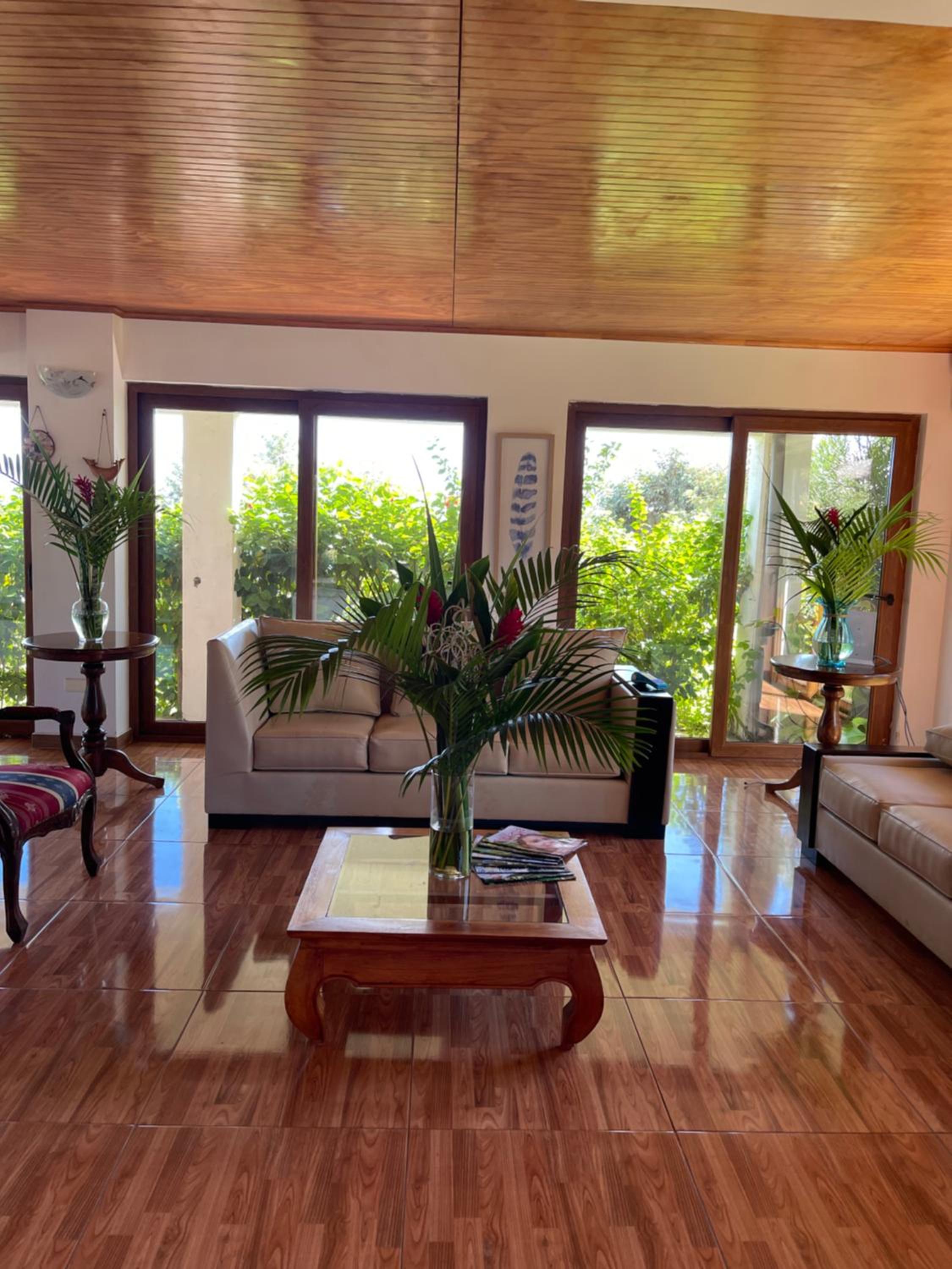 Teanehi Bed & Breakfast