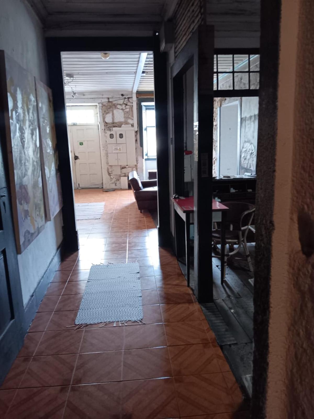 Family Adams House Hostel