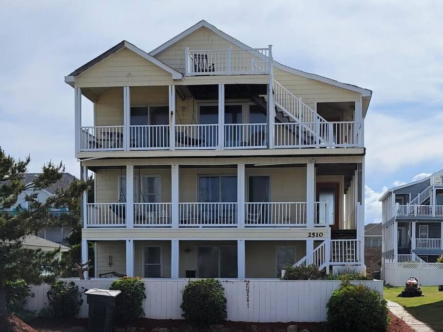 2510 Beach Rd, Semi-Oceanfront/Pool/Hot Tub