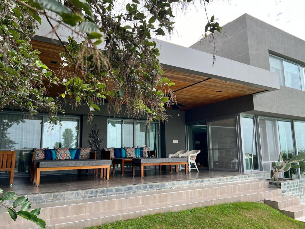 Casa en La Rufina con piscina