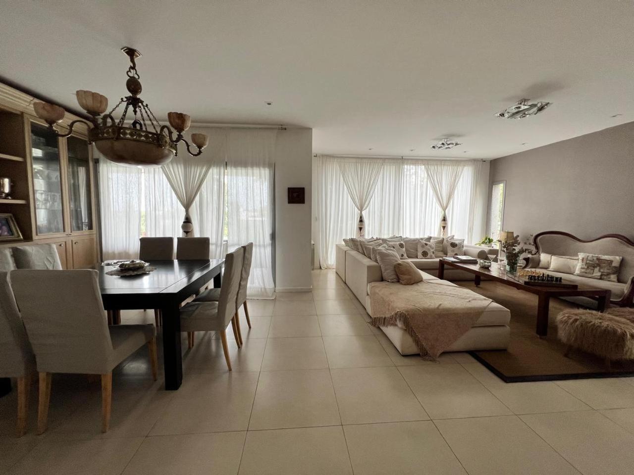 Casa en La Rufina con piscina