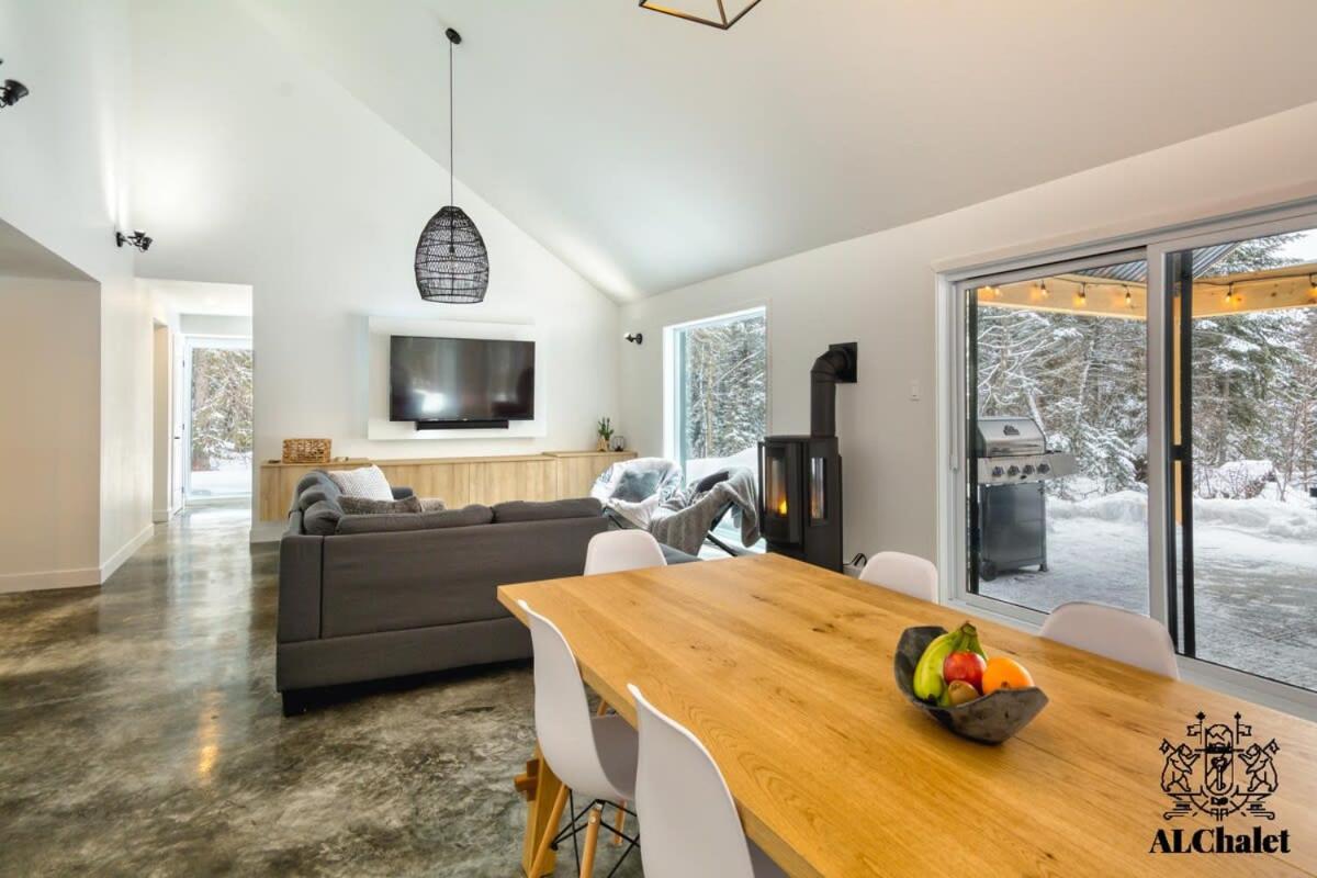 Cocotte d'hiver - Chalereux avec Foyer intérieur view 5