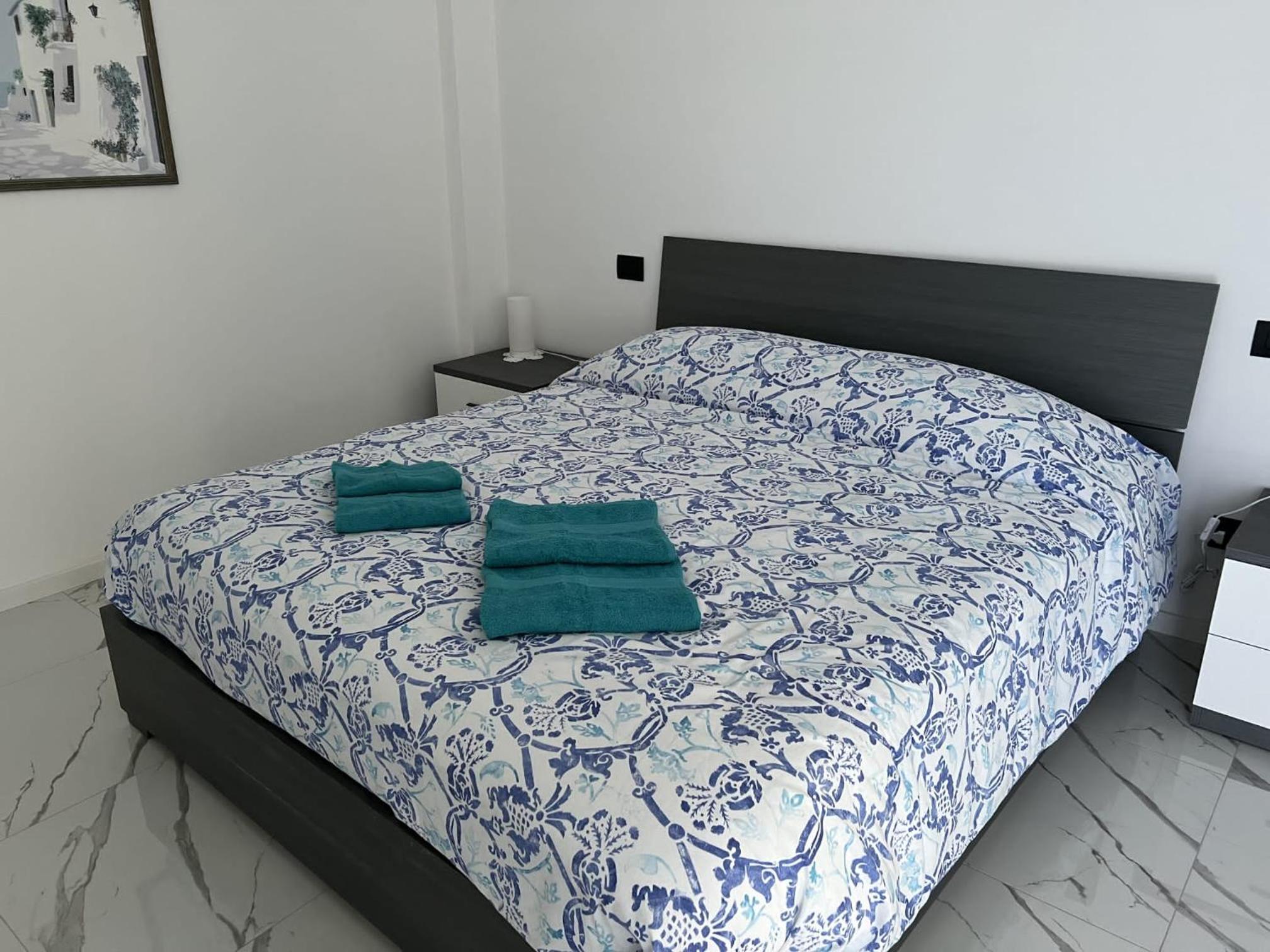 Clio home82 en Rozzano — bedroom
