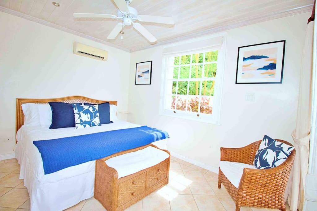 Luxury Apt, near Beach with Pool & Sea view