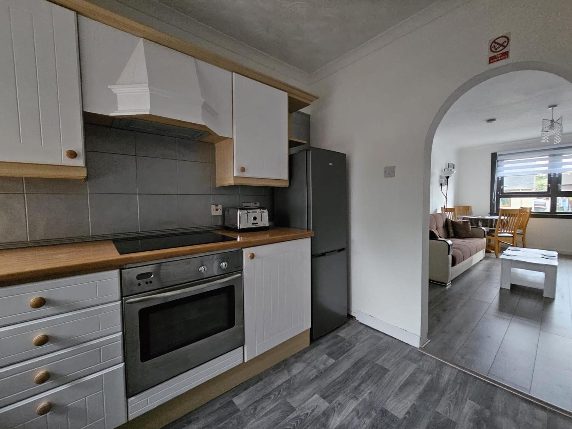 Regina apartment in Fort William view 4