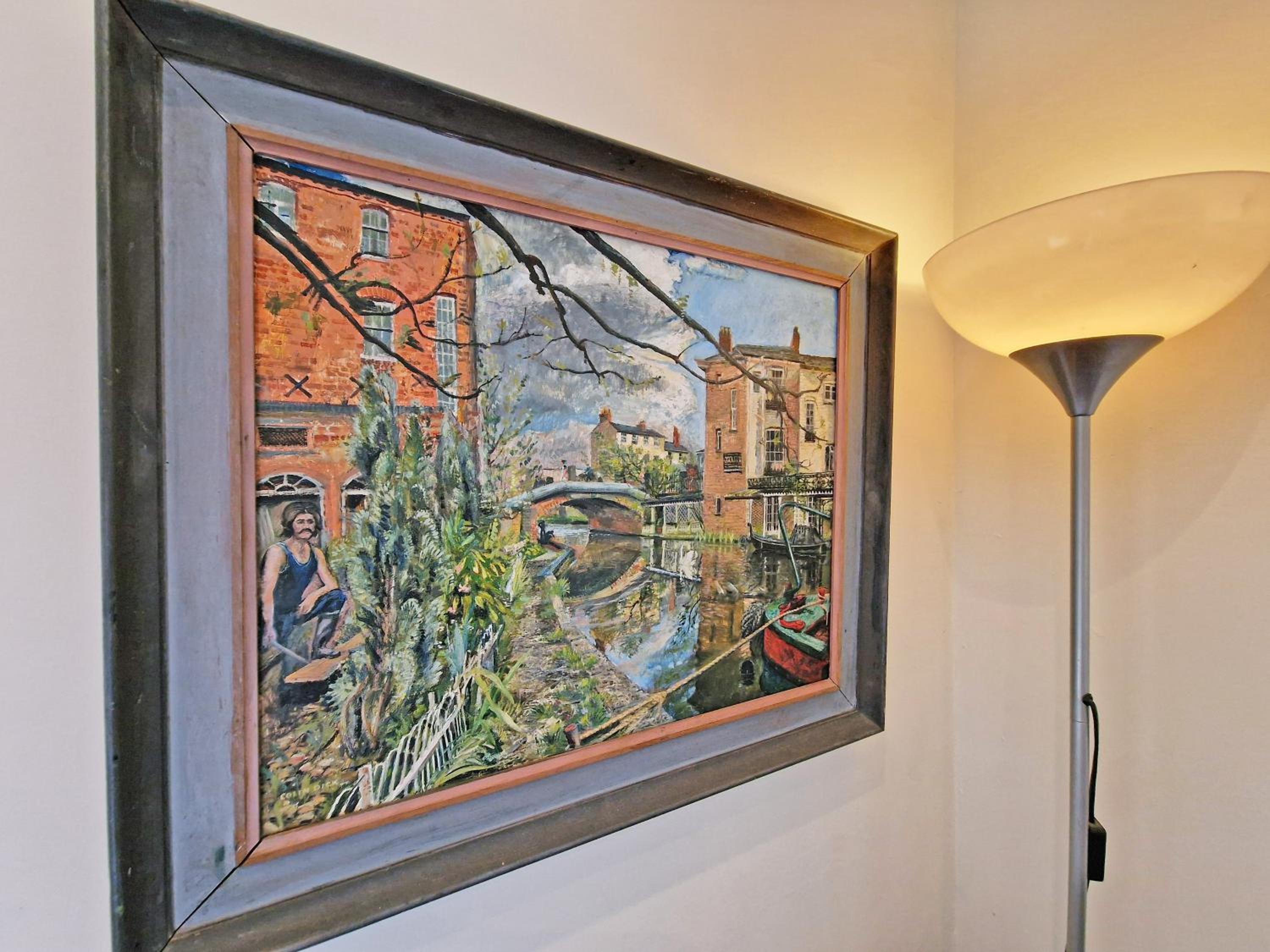 Canal Side 2 Bedroom Apartment view 3