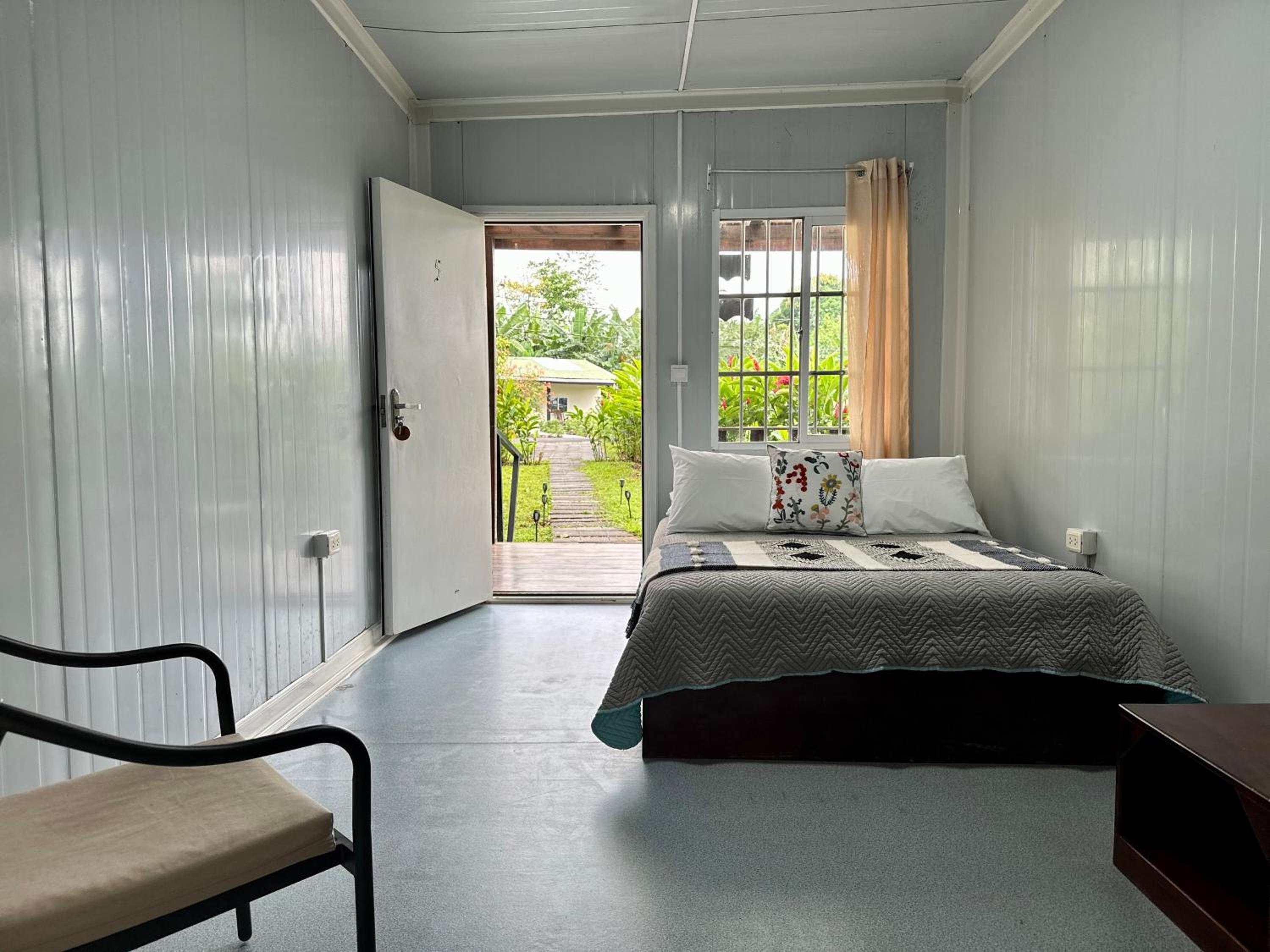 Almendros Eco-Villas