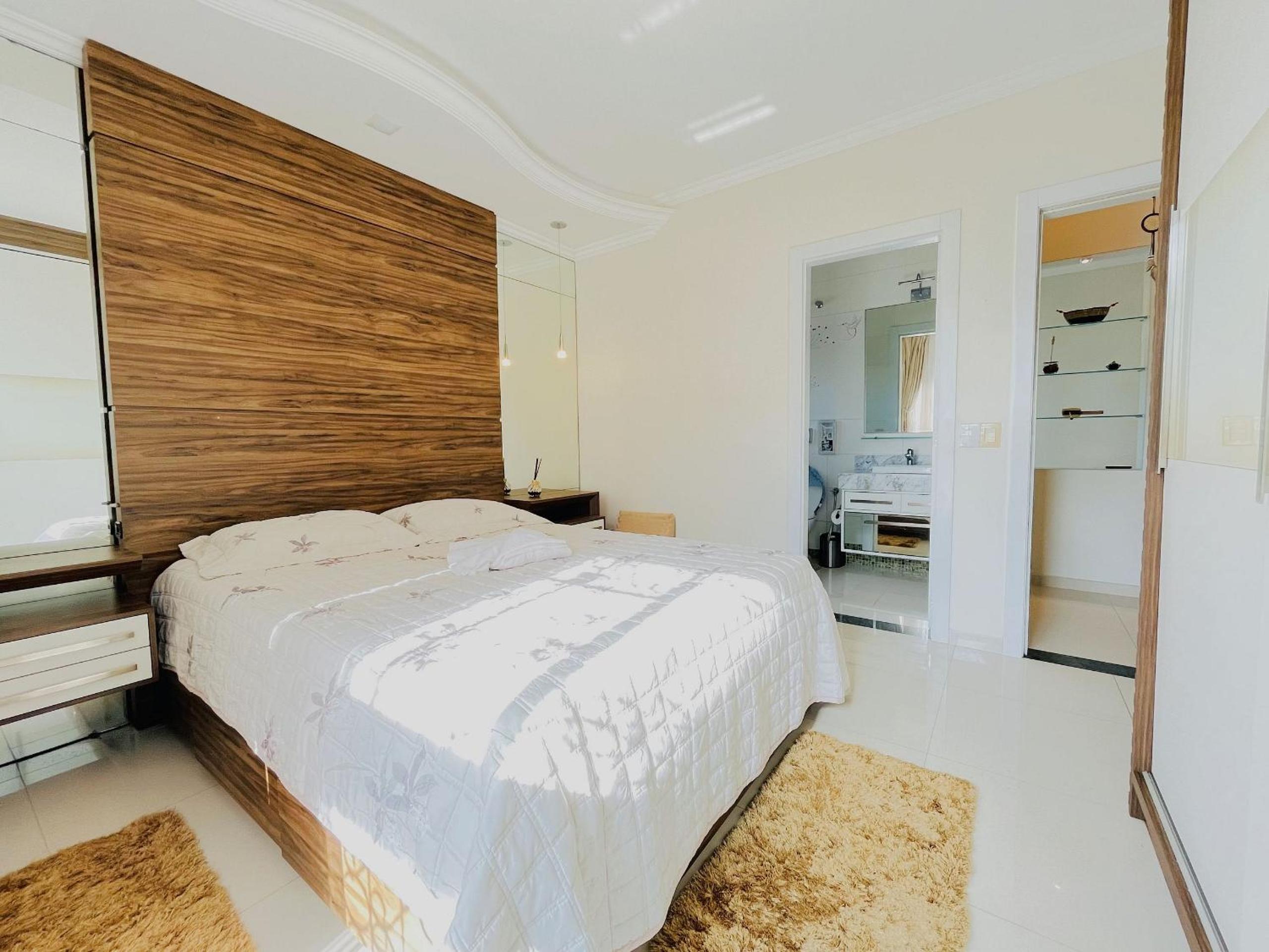 Fantástica Casa apenas 150m - Praia Grande > Penha